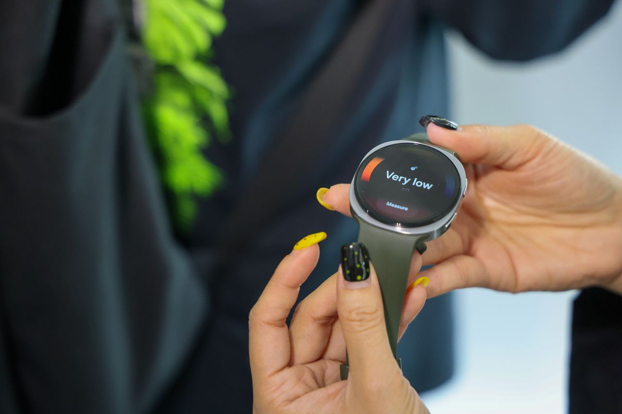 Galaxy Watch 9 vs Ultra 2 เลือกสมาร์ทวอทช์ Samsung ให้ตรงไลฟ์สไตล์
