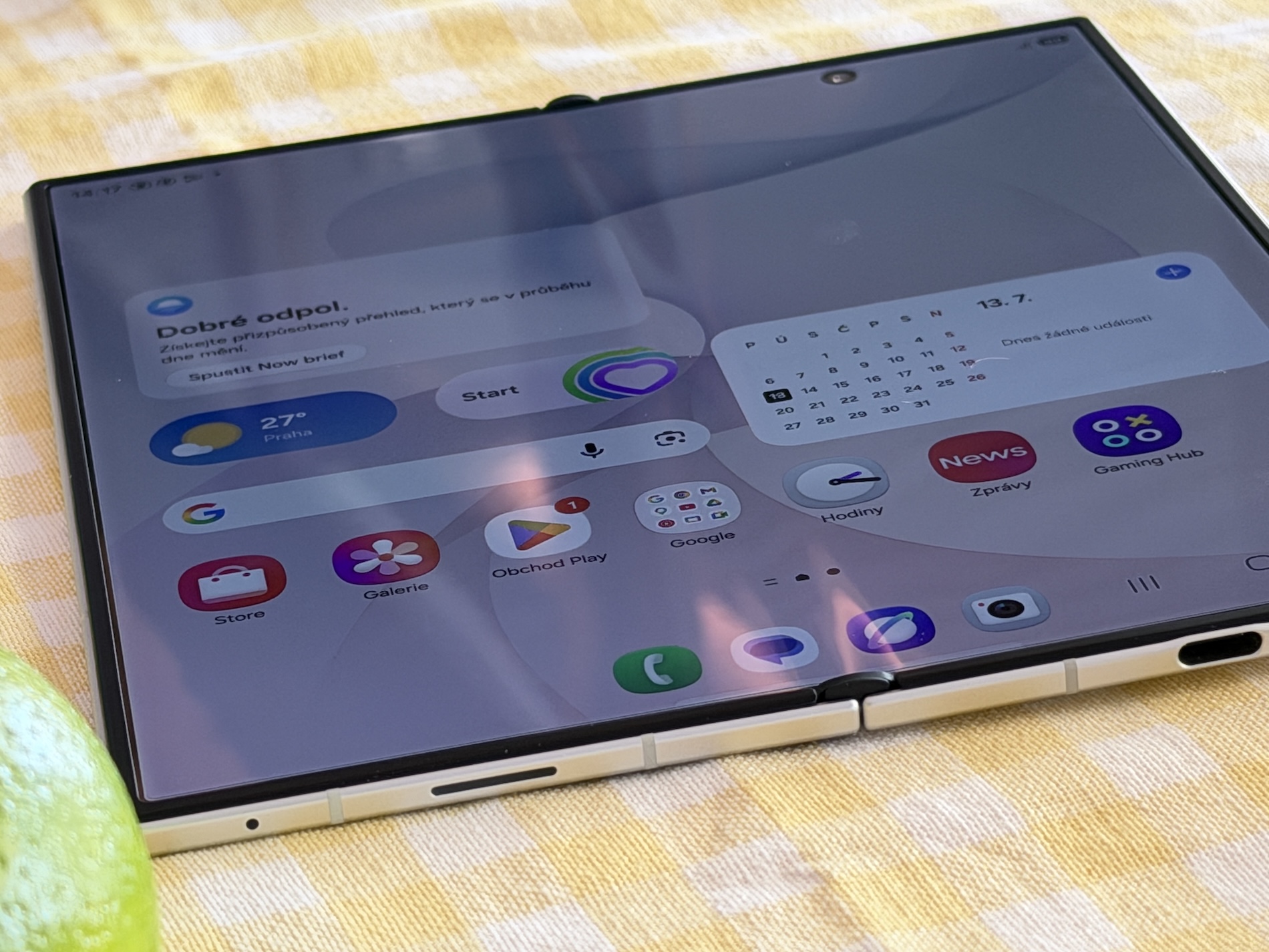 S Pen กลับสู่โลกพับได้: Galaxy Z Fold9 ควรเดินเกมอย่างไร