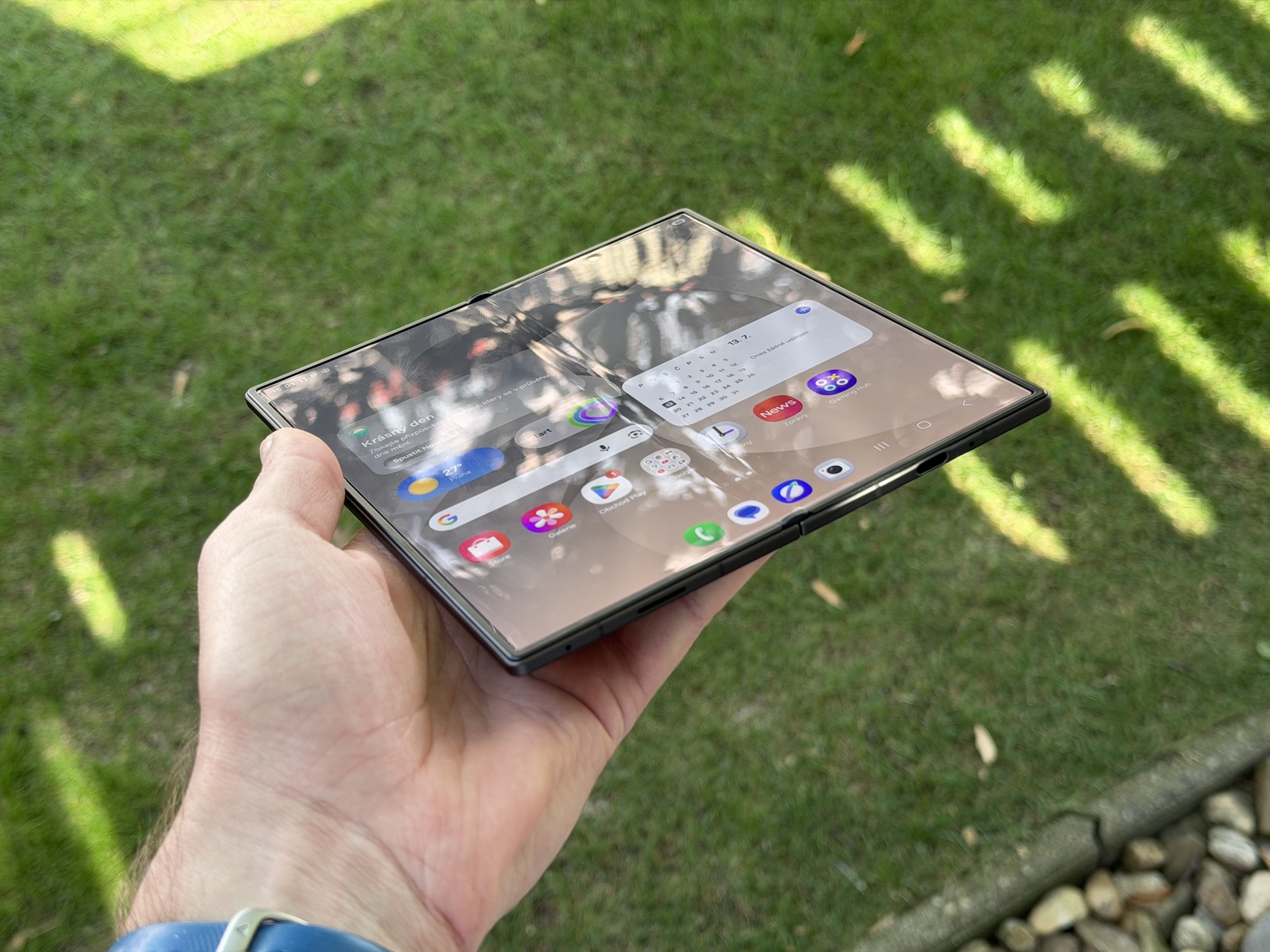 แบตเตอรี่ Galaxy Z Fold8 Ultra กับการชาร์จ 45W ที่ผู้ใช้โทรศัพท์พับได้ควรรู้