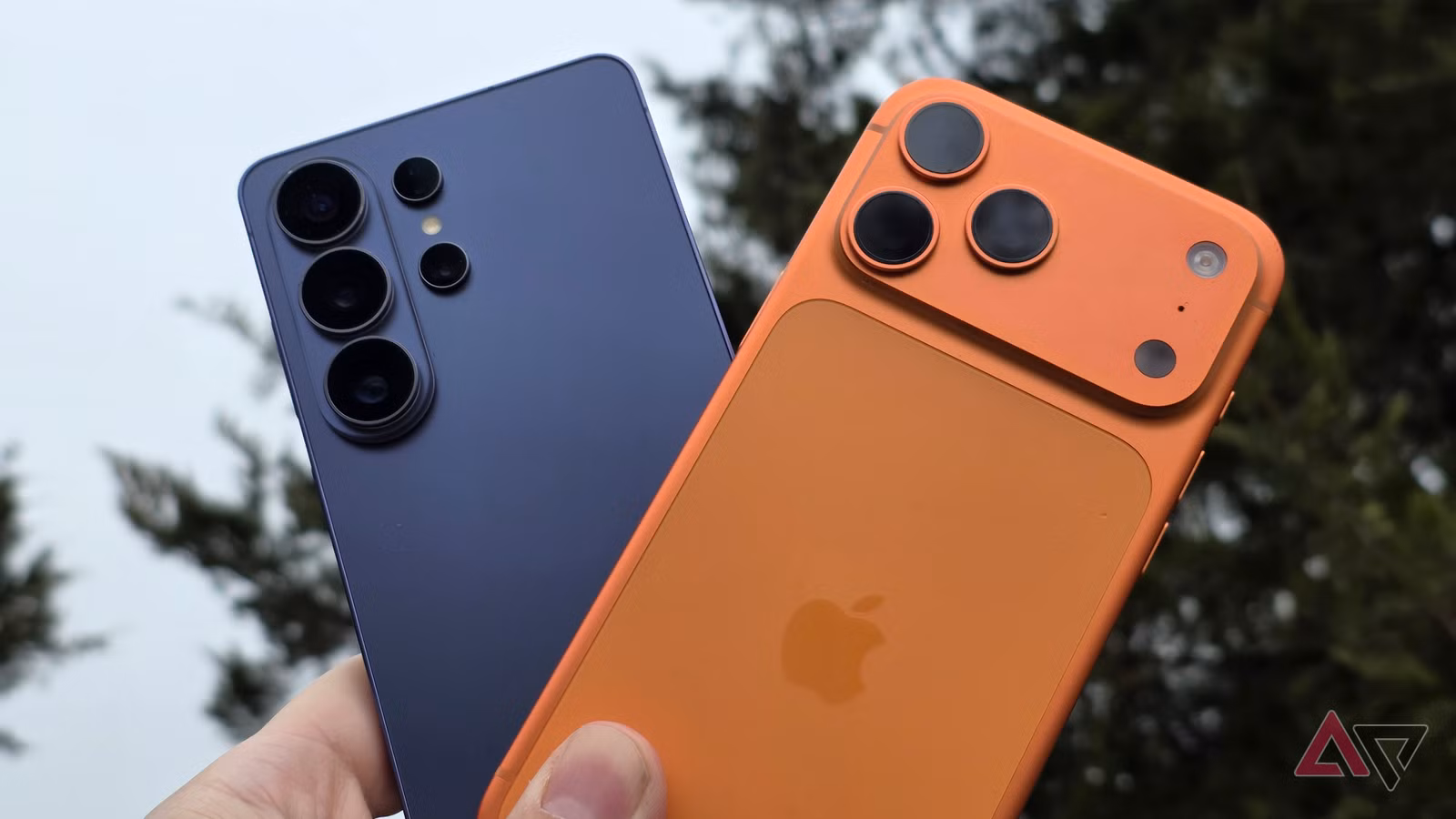 Galaxy S26 Ultra vs iPhone 17 Pro Max: เลือกเครื่องไหนให้ตรงสไตล์คุณ