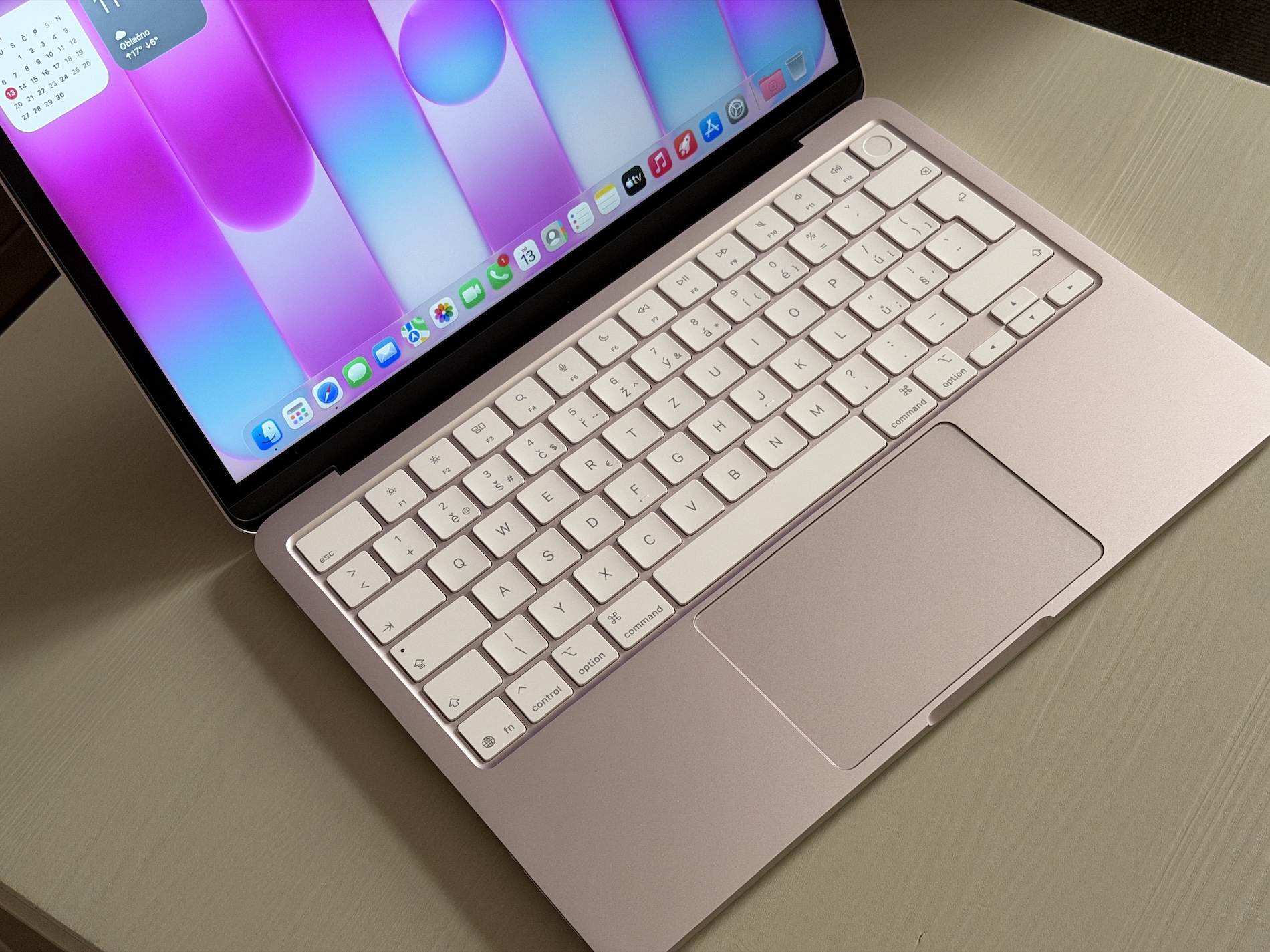 แผนใหญ่ Mac รุ่นใหม่: จากชิป M6/M7 ถึง MacBook Pro OLED