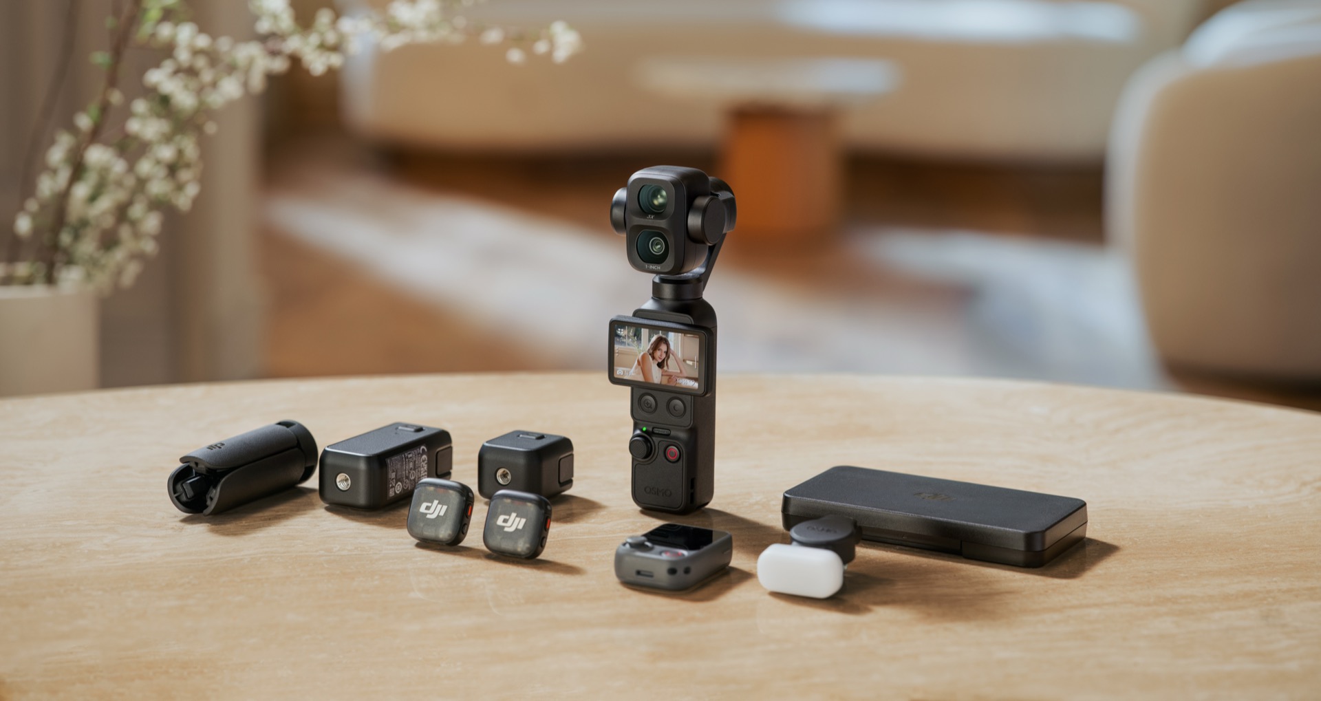 รีวิว DJI Osmo Pocket 4P: กล้องกิมบอลขนาดเล็กที่ไดนามิกเรนจ์ระดับภาพยนตร์