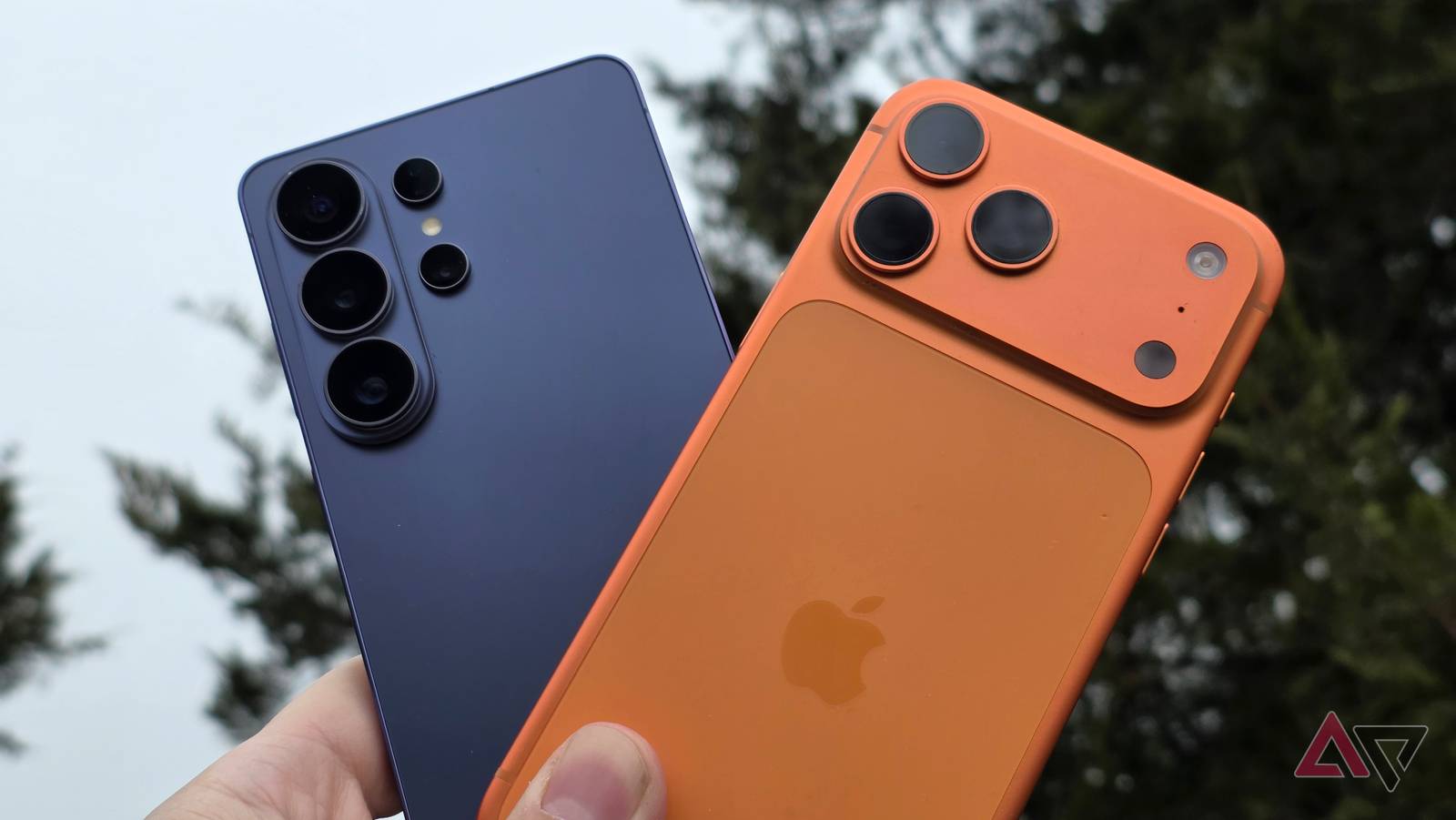 Galaxy S26 Ultra vs iPhone 17 Pro Max: เลือกเครื่องไหนให้ตรงสไตล์คุณ