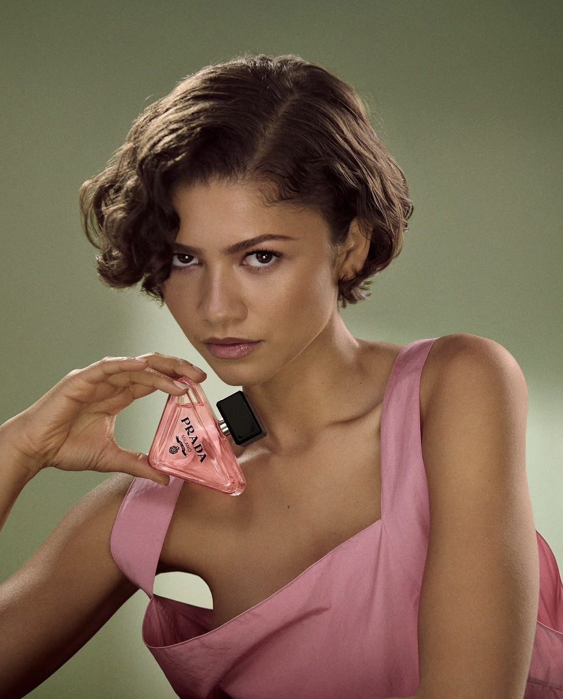 Zendaya กับ Prada Paradoxe: เมื่อคนดังกลายเป็นหัวใจของน้ำหอมลักชัวรี