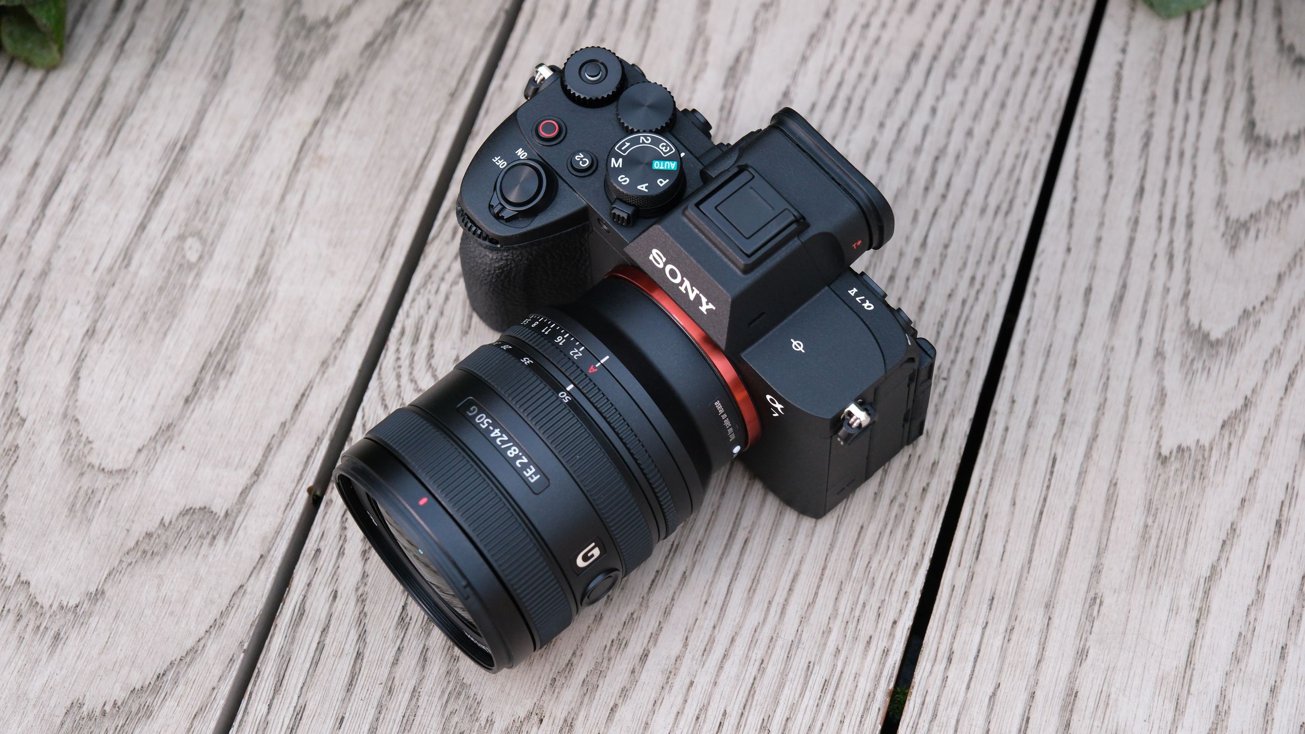 Sony เดินเกมแพงในตลาดกล้อง full-frame เมื่อ A7 V และ A7R VI ครองแท่นผู้นำ