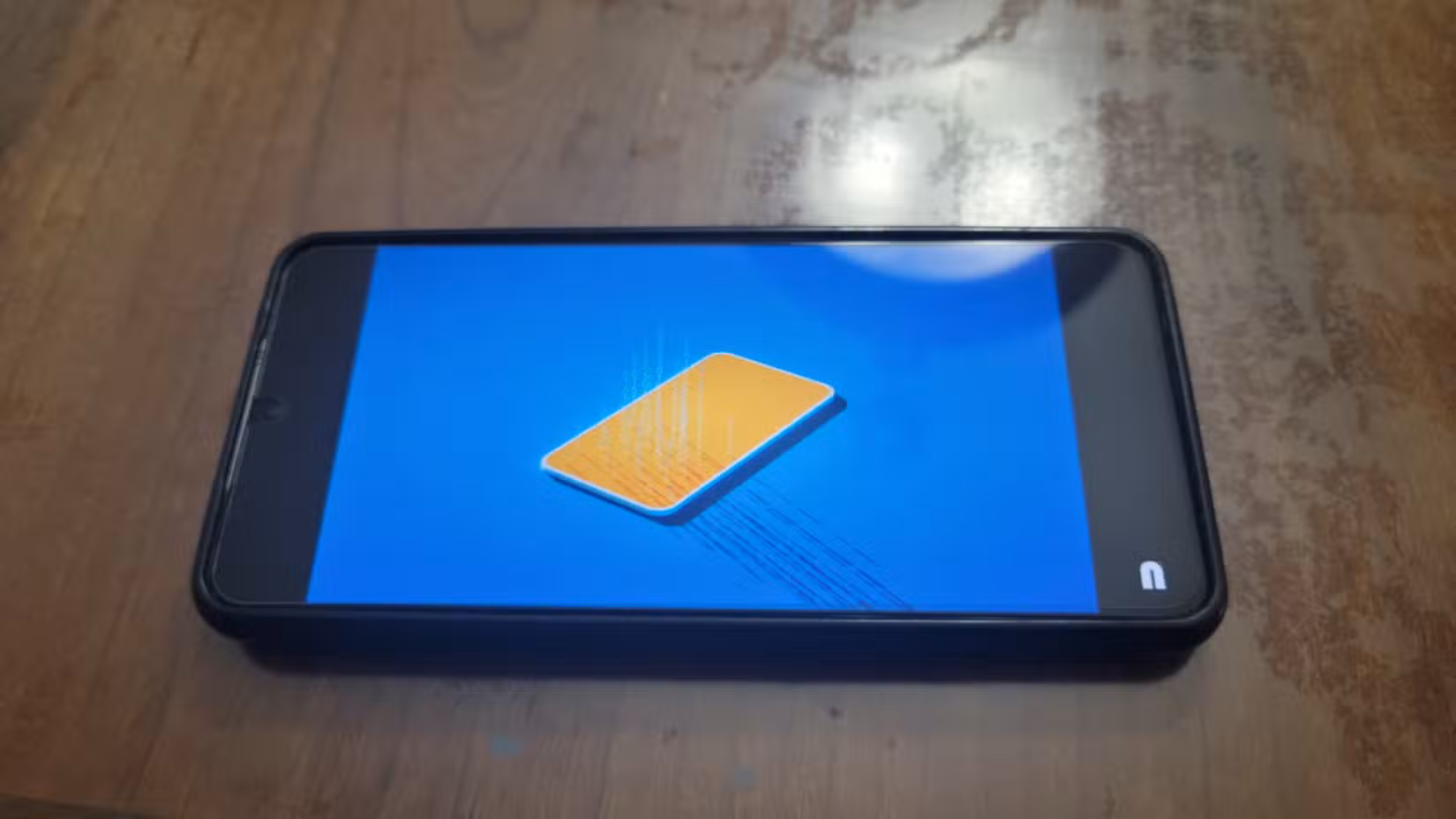เป่าน้ำออกจากลำโพงโทรศัพท์ในไม่กี่วินาทีด้วยโทน 165 Hz