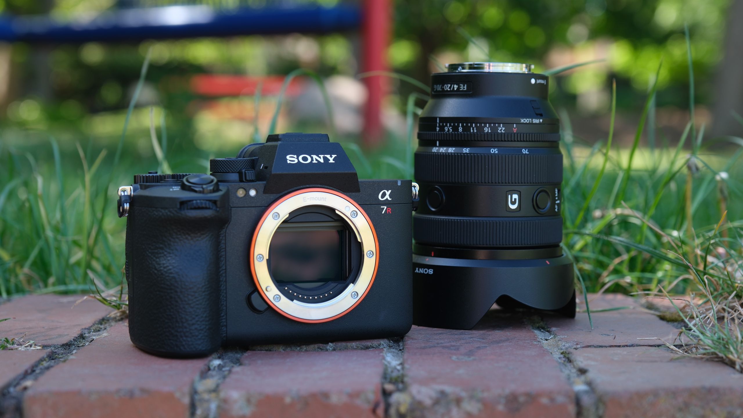 Sony เดินเกมแพงในตลาดกล้อง full-frame เมื่อ A7 V และ A7R VI ครองแท่นผู้นำ