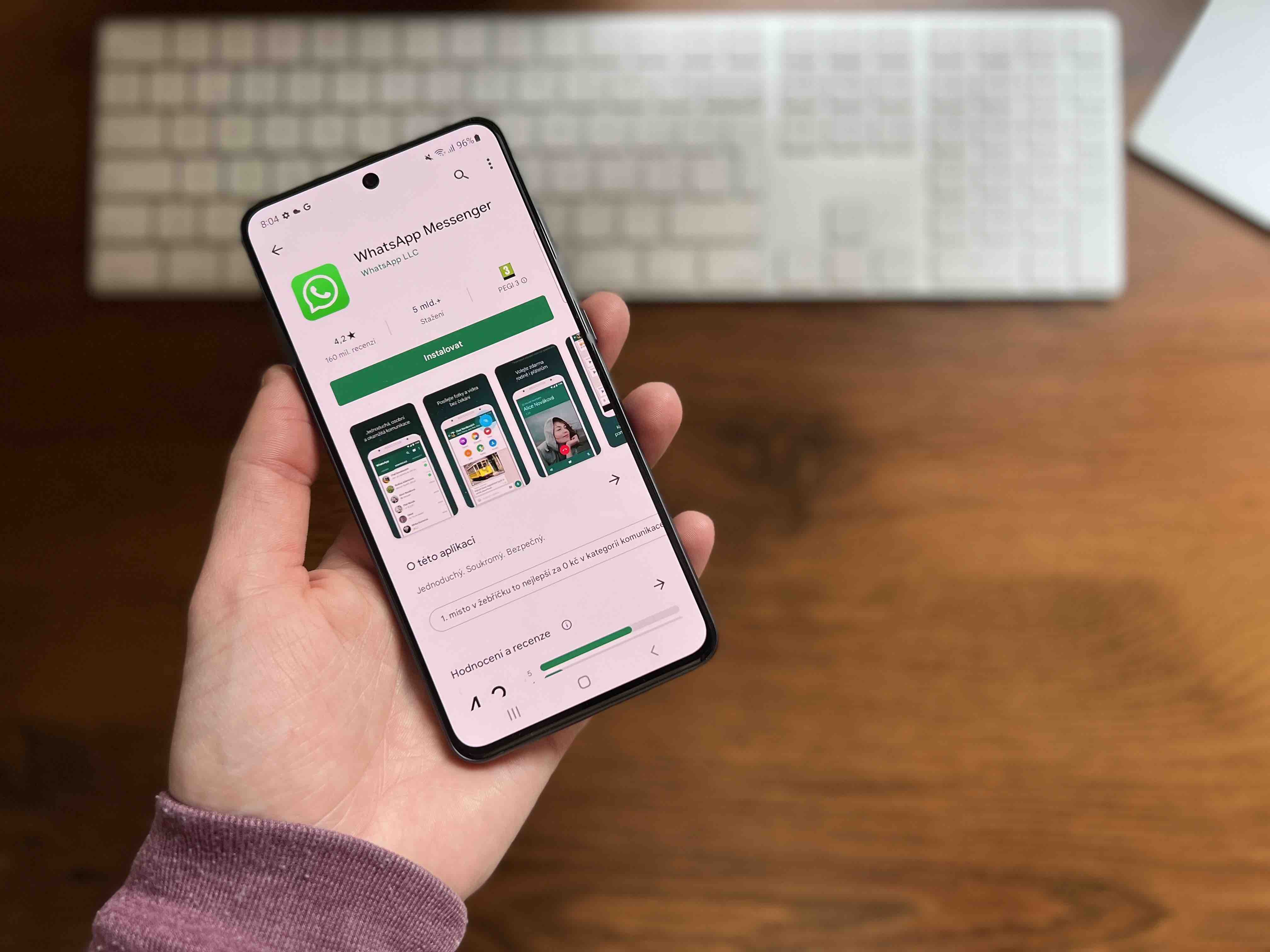 WhatsApp Status ไม่โหลด แก้ยังไงให้หายค้างทั้ง iPhone และ Android