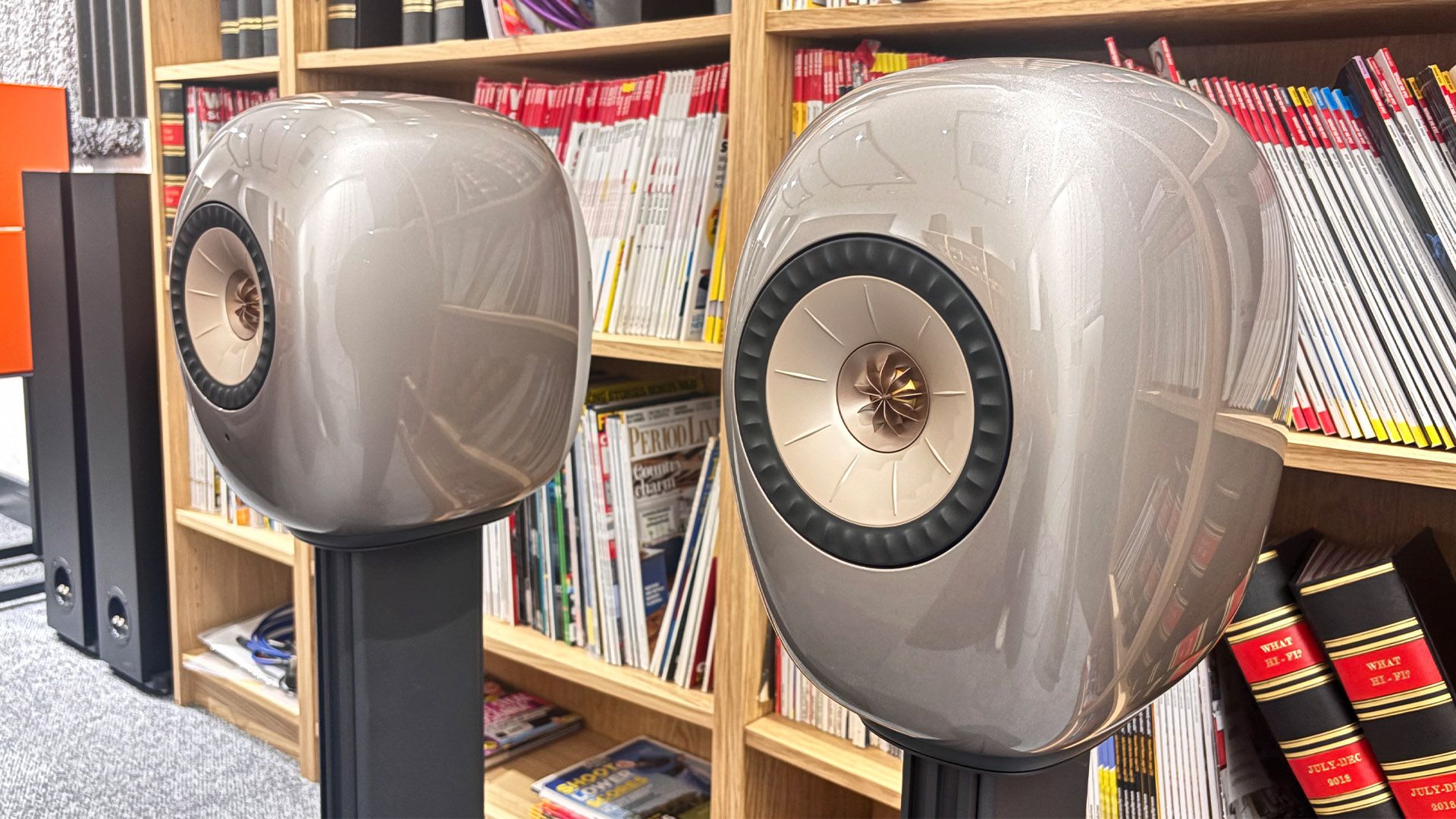 KEF LS Luxe ลำโพงแอคทีฟพรีเมียมที่กล้าท้าทาย Hi-Fi แบบดั้งเดิม