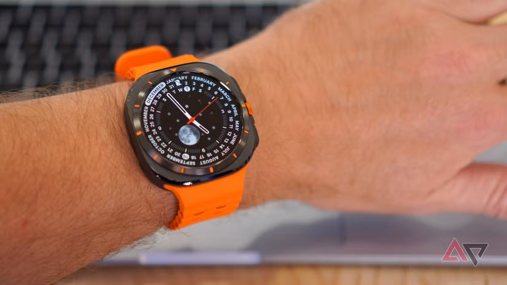 Galaxy Watch Ultra 2 แบตอึดขึ้น ดีไซน์พรีเมียมขึ้น ควรอัปเกรดไหม