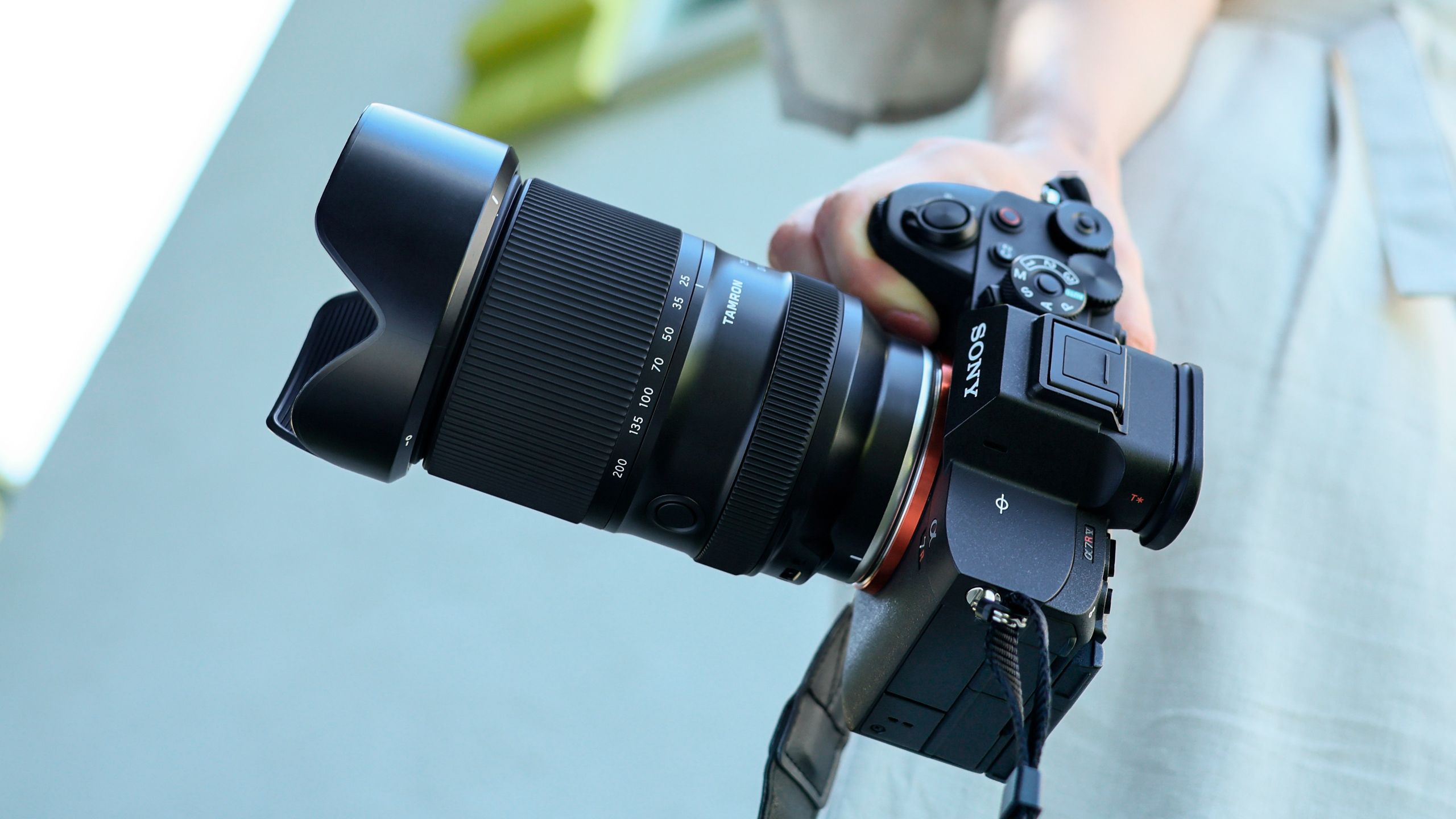 อัปเดตเฟิร์มแวร์เลนส์ Tamron 25-200mm พลิกโฉมสู่ครึ่งมาโคร