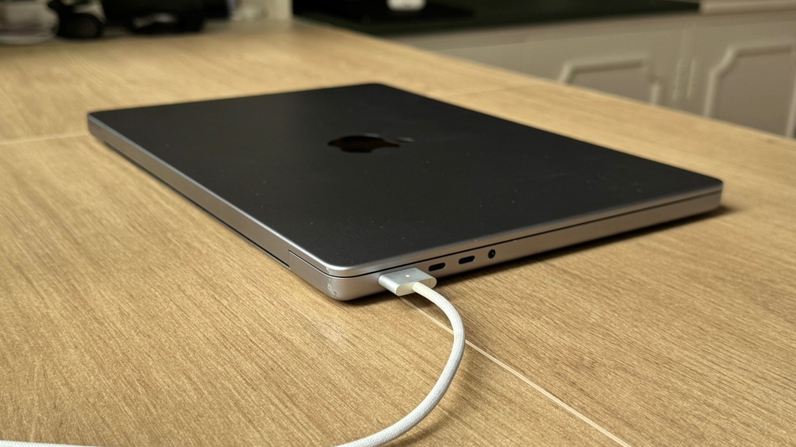 ยืดอายุแบตเตอรี่ MacBook Pro ด้วยเคล็ดลับการใช้งานที่คนจริงจังกับงานต้องรู้