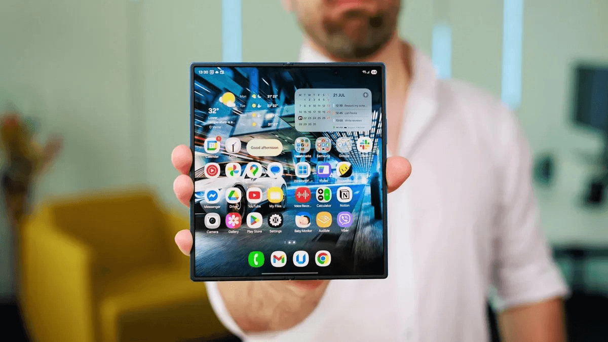 ใช้ Z Fold 8 มัลติแทสก์ให้คุ้มด้วยหน้าจออัตราส่วน 4:3