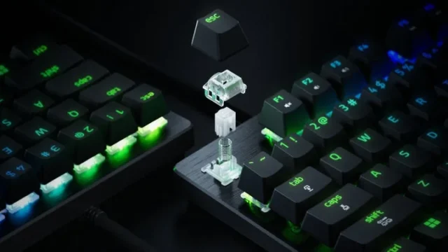 คีย์บอร์ดแม่เหล็ก Hall Effect 8KHz ที่นิยามความเร็วใหม่ของ Razer Huntsman V3 HE