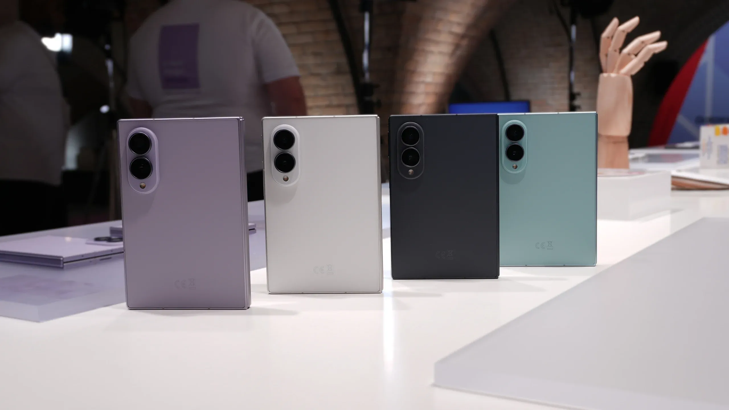 แบตเตอรี่ Galaxy Z Fold และ Z Flip 8 เสื่อมไวกว่า ควรดูแลอย่างไร