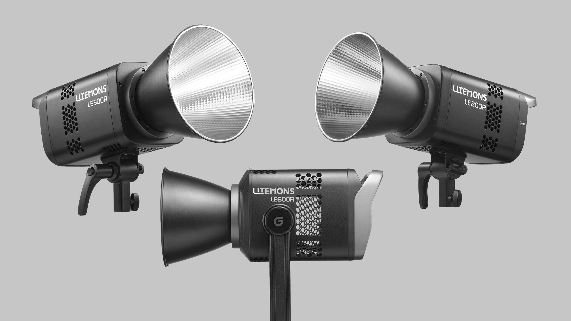 เปรียบเทียบไฟ Godox Litemons และ ML40R เลือกแผงไหนให้เหมาะกับงานสตูดิโอและงานลุย