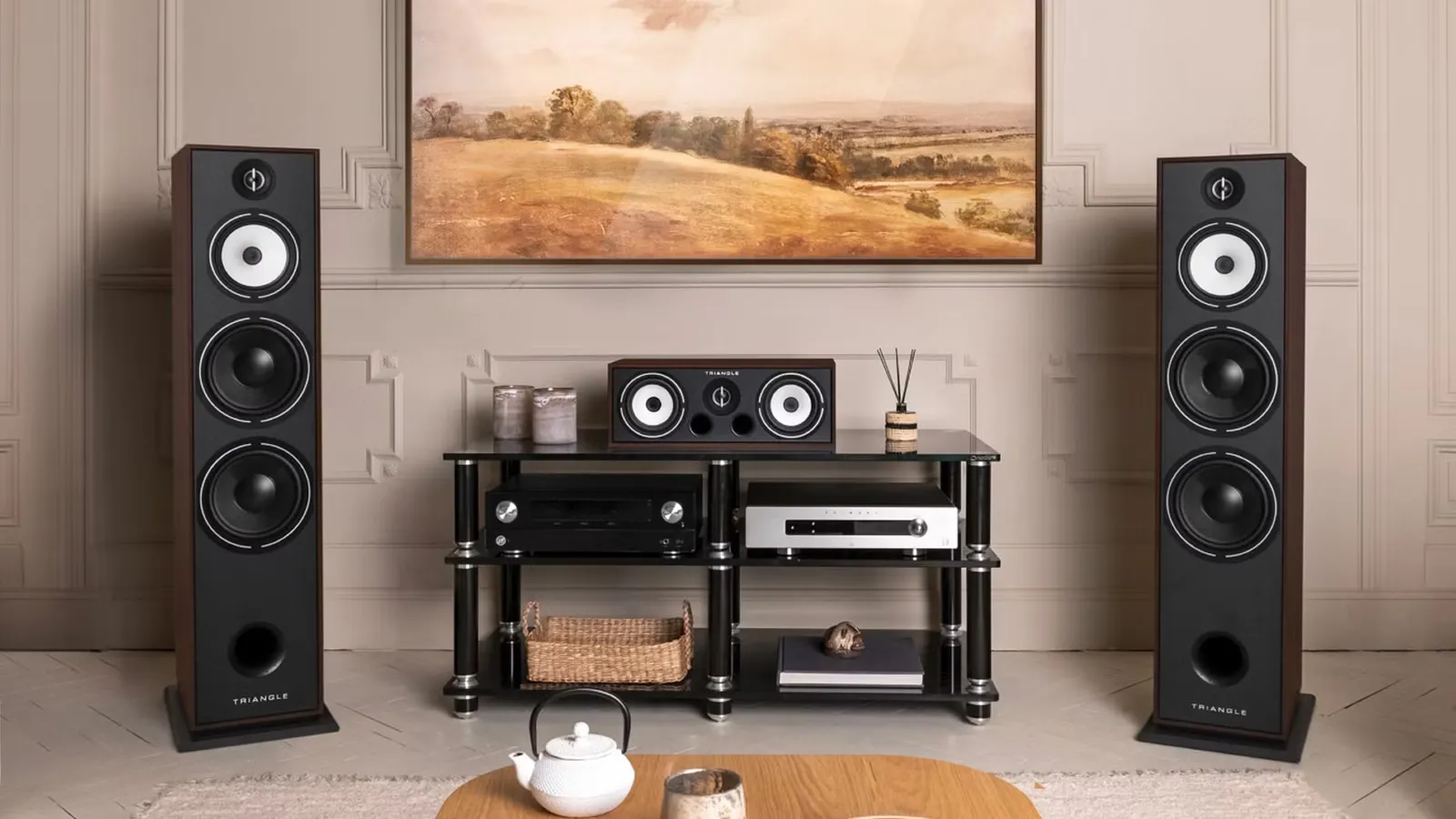 สตูดิโอมอนิเตอร์กับลำโพง Hi-Fi เลือกแบบไหนให้เข้ากับห้องเสียงบ้าน