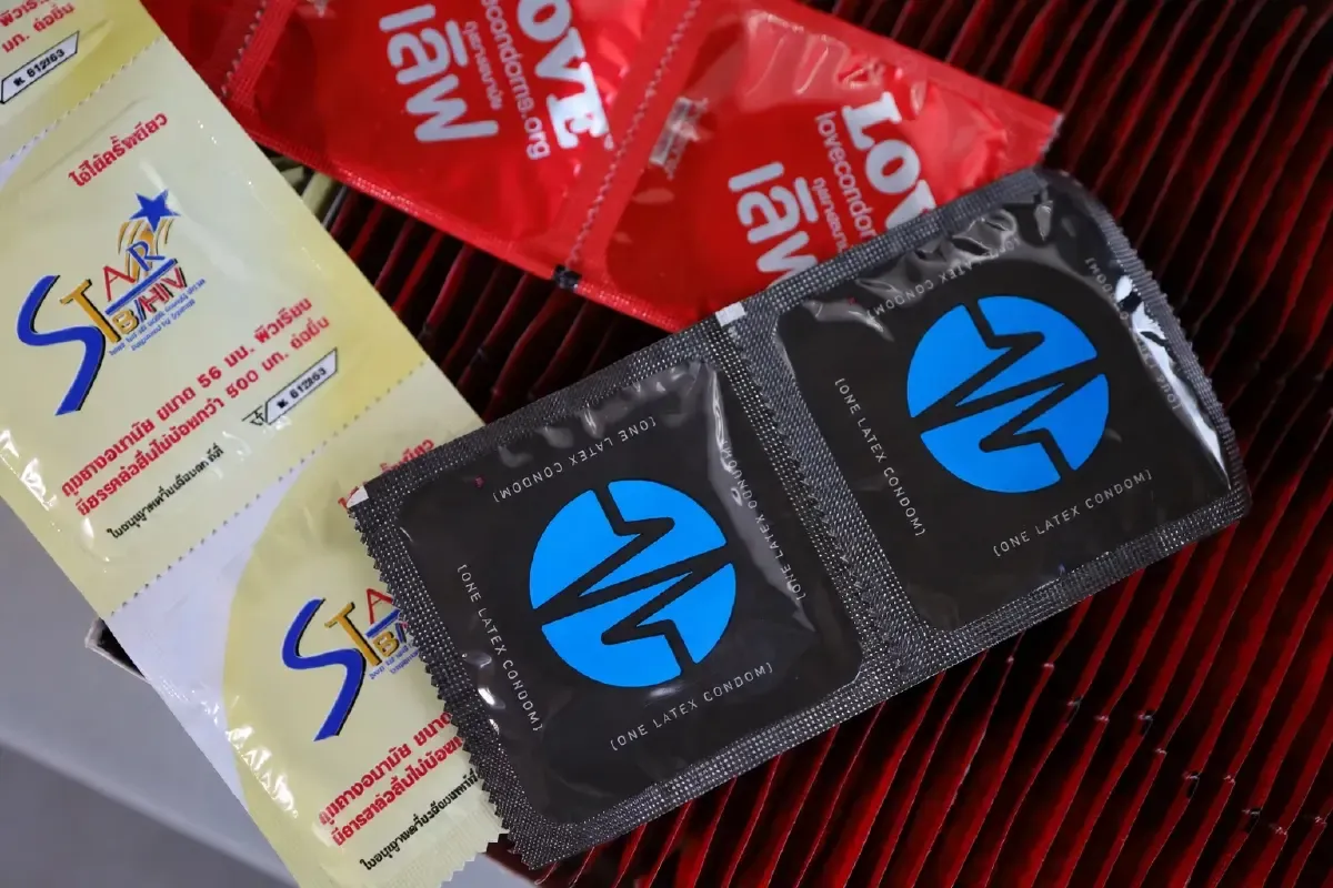 ทำไมการติดเชื้อ HIV ในวัยรุ่นยังพุ่ง และช่องว่างการป้องกันอยู่ตรงไหน