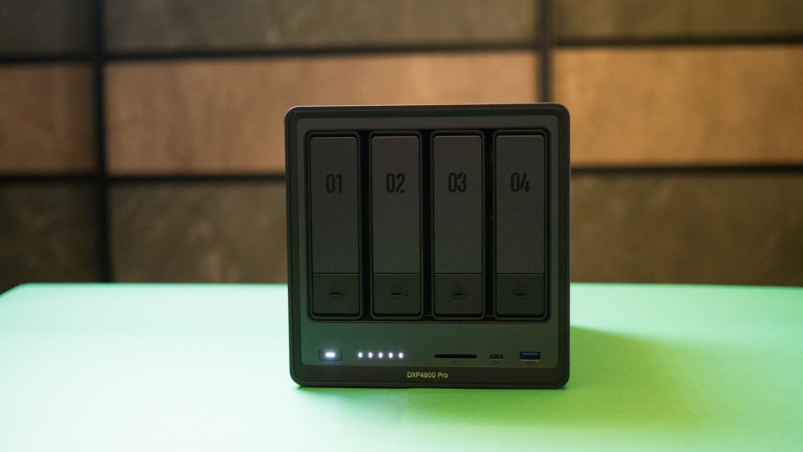 ทดสอบ NAS 2,500 ชั่วโมงกับ 50TB การเขียน: UGREEN DXP4800 Pro ดีพอเป็นเซิร์ฟเวอร์สื่อหลักไหม