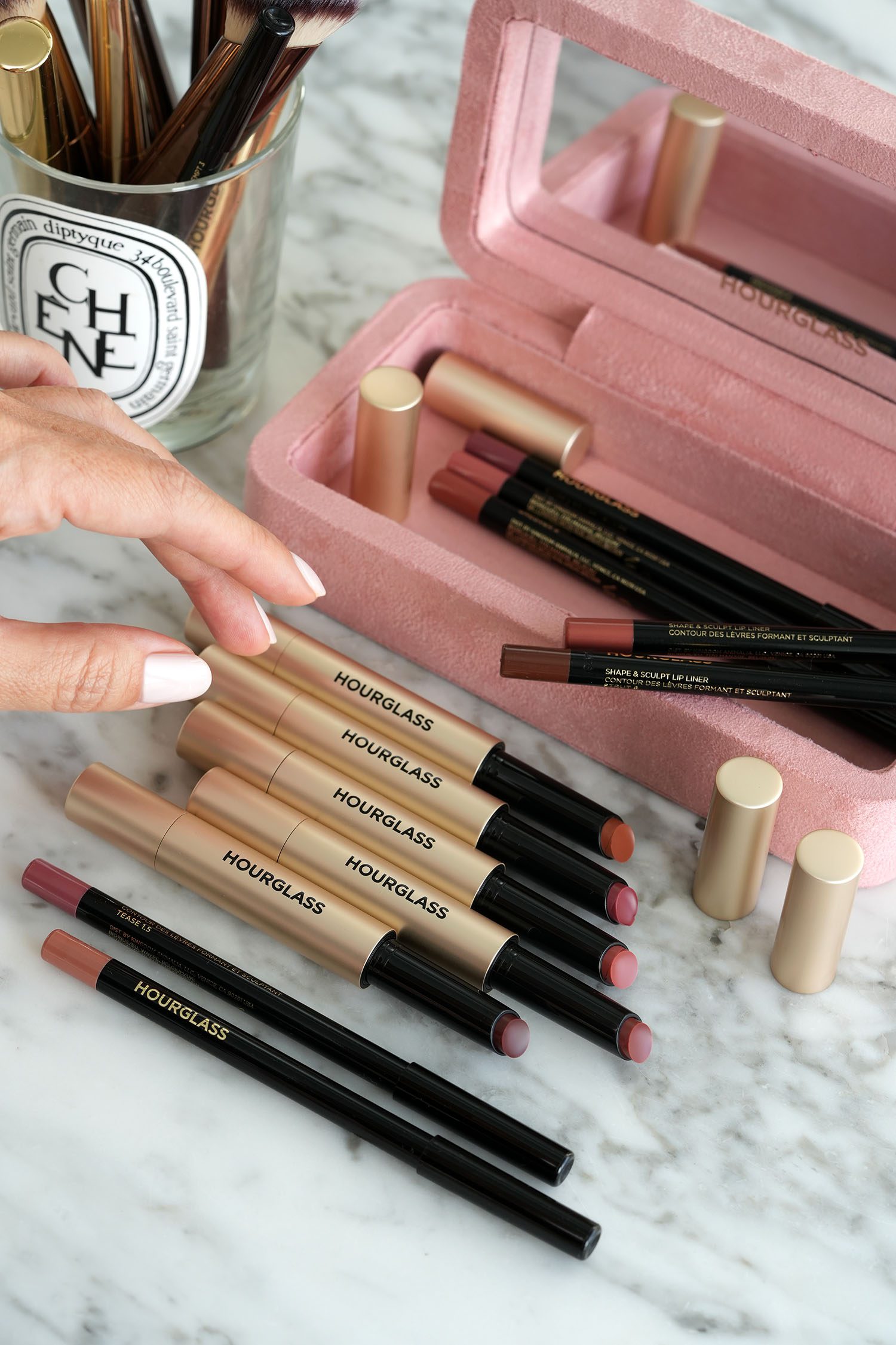 รีวิว Phantom Blur Balm ลิปบาล์มไฮบริดที่เบลอปากสวยพร้อมความอวบอิ่ม