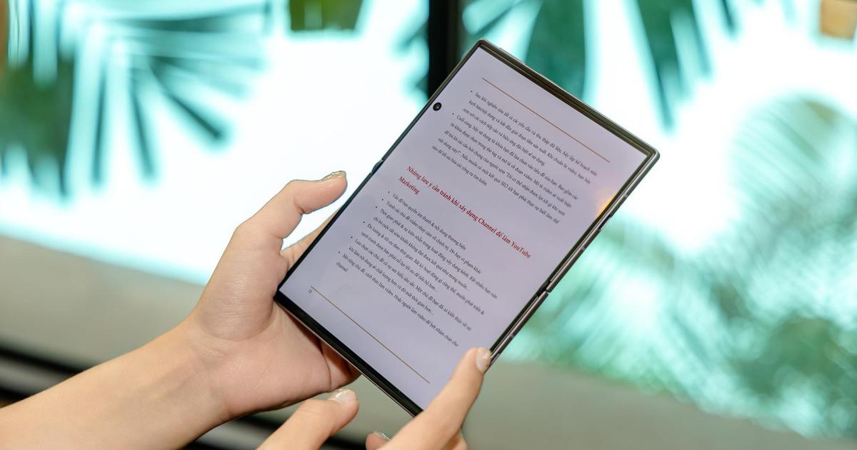 Samsung Galaxy Z Fold 8 แก้จุดอ่อนสมาร์ทโฟนพับได้ แต่ยังไม่สมบูรณ์