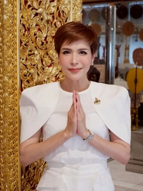 ซีรีส์แนวตั้งกำลังเปลี่ยนวิธีดูดรามา บนจอเล็กที่ทรงพลัง