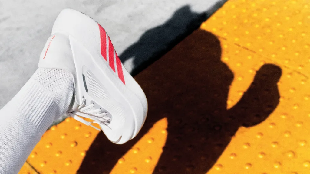 เลื อกรองเท้าวิ่งแบบไหนให้เหมาะกับตัวเอง: เทียบ adidas Hyperboost Run และ PUMA Deviate Pure Nitro