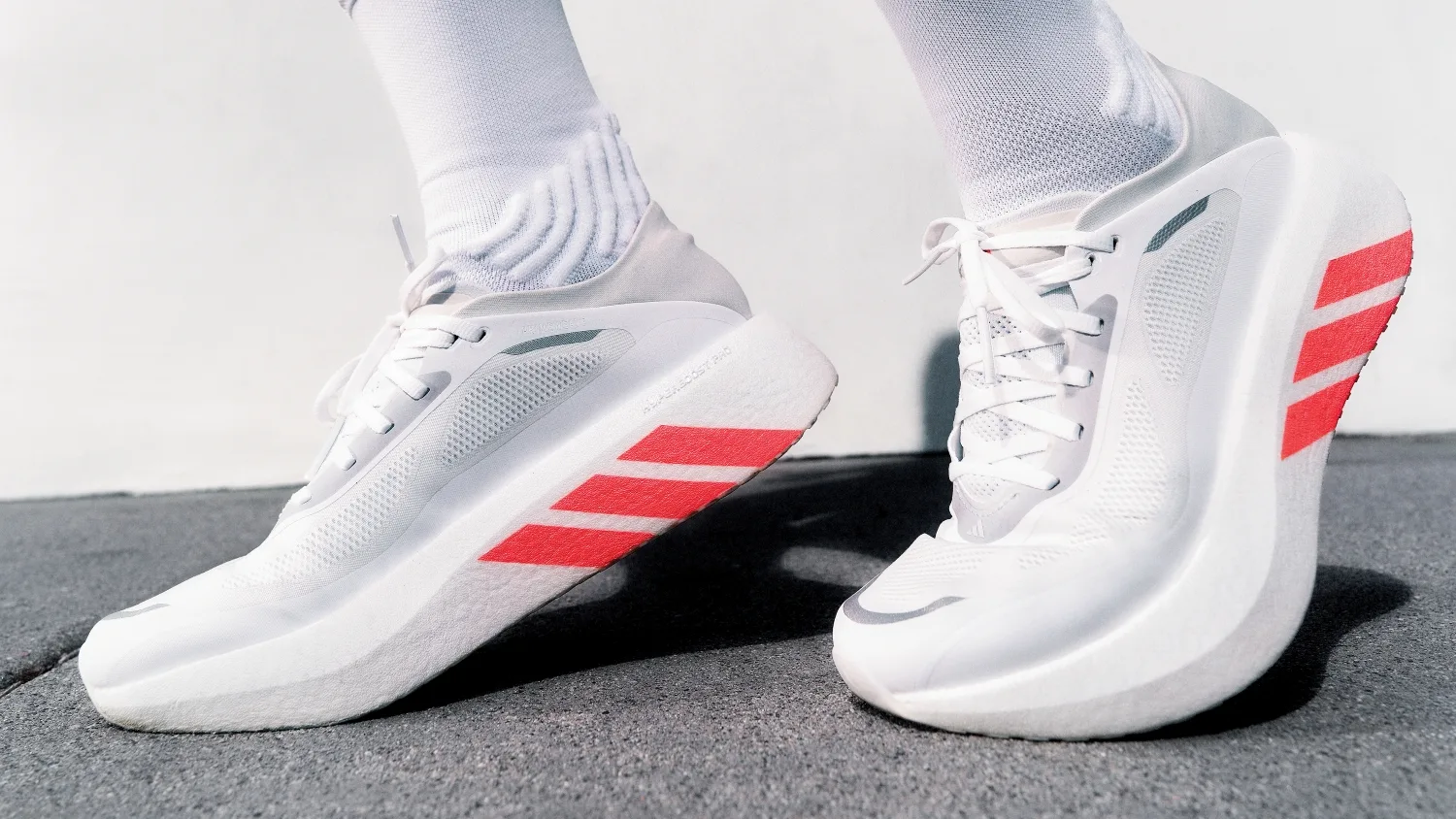 รองเท้าไฮบริดใหม่ล่าสุด: Nike Hybrid, adidas Hyperboost, PUMA Deviate และ New Balance SuperComp