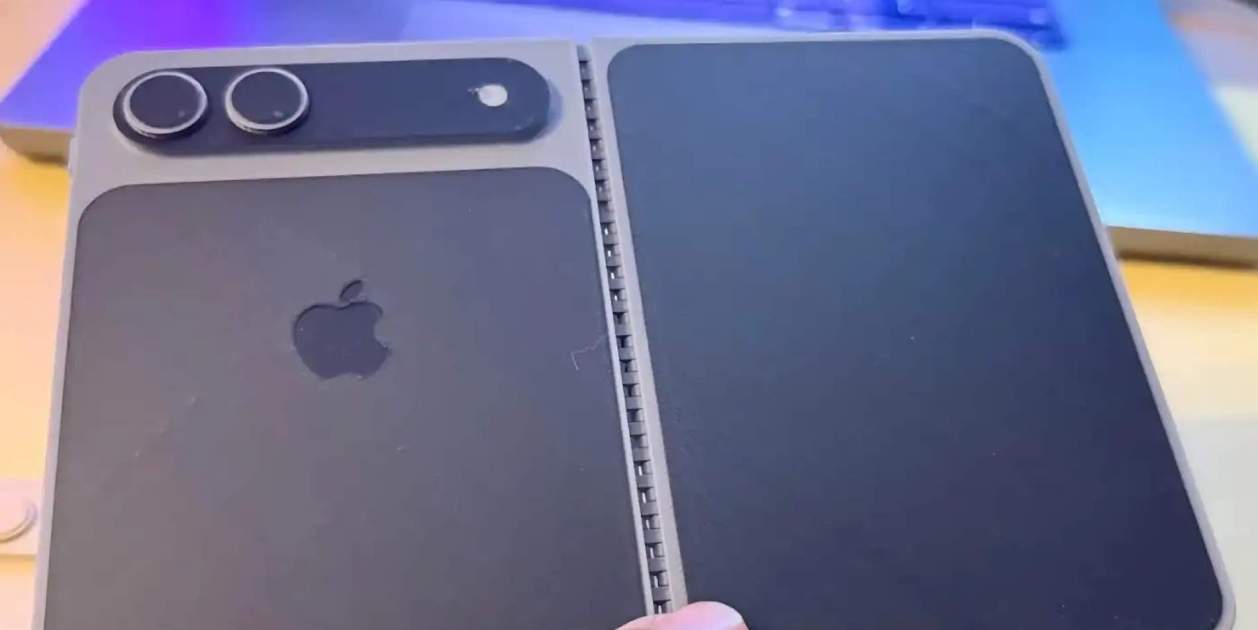 ตลาดสมาร์ทโฟนจอพับกำลังเร่งเครื่อง เมื่อ iPhone พับได้เตรียมชน Galaxy Z Fold