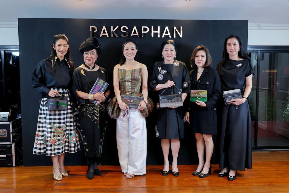 ผ้าไหมไทยสู่กระเป๋าลิมิเต็ด: จากผืนทอชุมชนถึงแฟชั่นศิลปะสะสม