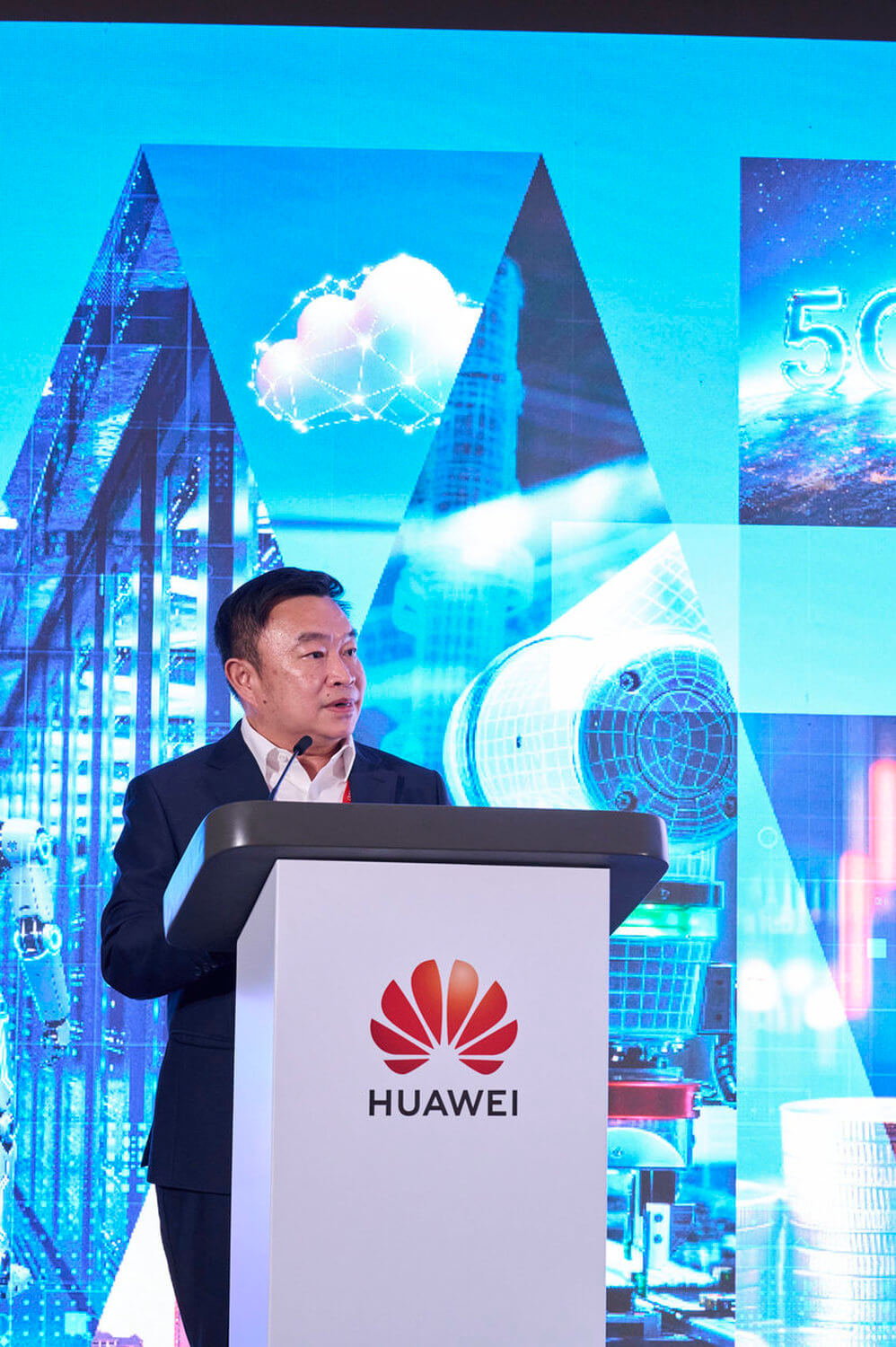 วิธีที่เครือข่าย 5G-Advanced และ Mobile AI กำลังเปลี่ยนโครงสร้างพื้นฐานโทรคมนาคม