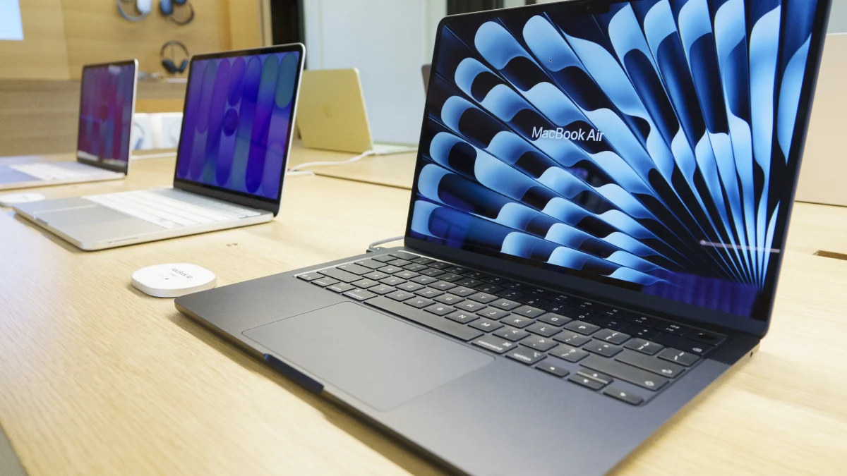 คู่มือซื้อ MacBook Air: ซื้อจาก Apple หรือรีเฟอร์บิชดีที่สุด