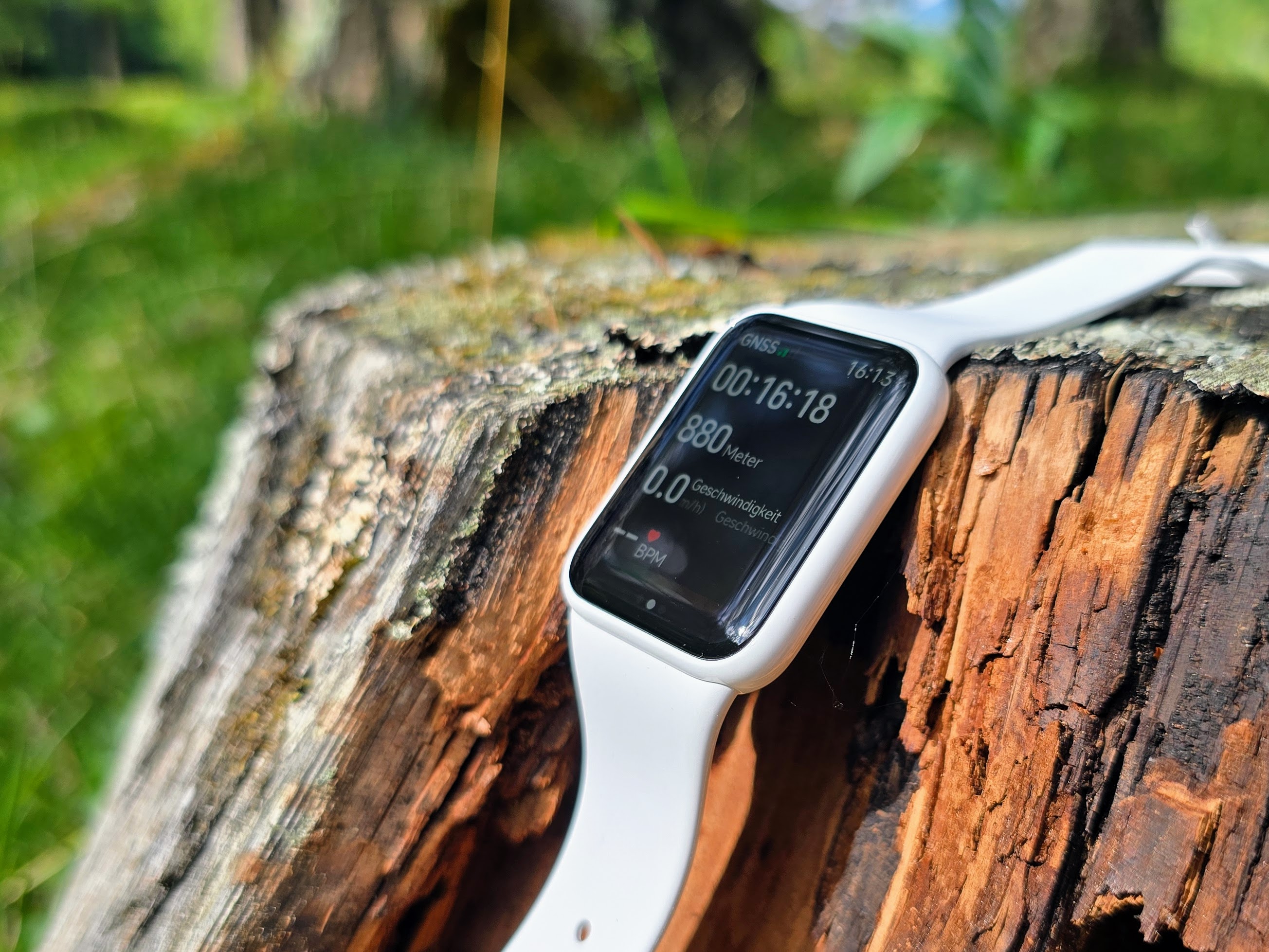Xiaomi Smart Band 10 Pro สมาร์ทแบนด์ไฮบริดที่ใกล้เคียงสมาร์ตวอตช์