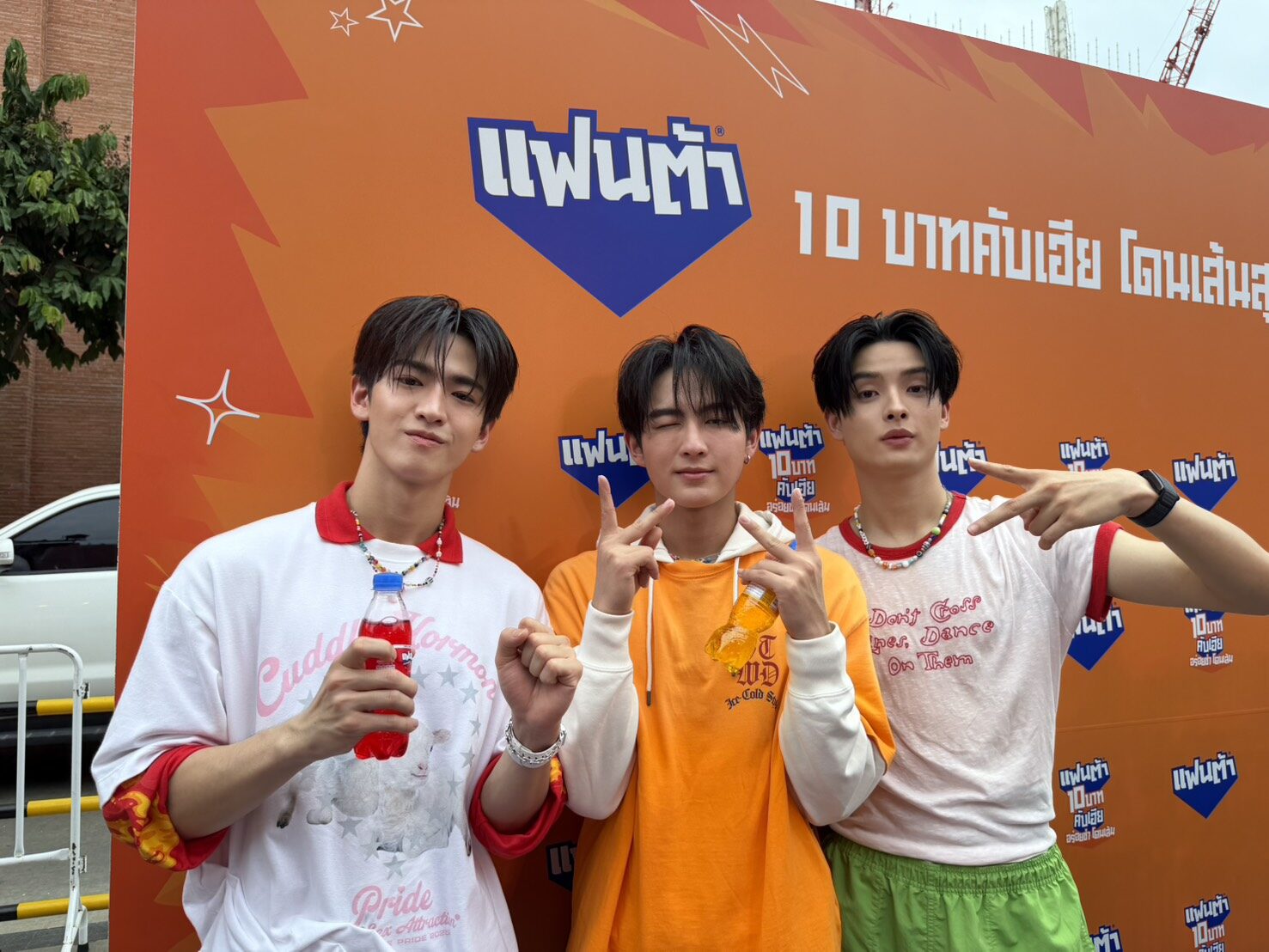 BUS ปิดเอเชียแฟนทัวร์ด้วยบัตรเกลี้ยงกรุงเทพฯ ดันพลังสตรีมมิ่งต่อเนื่อง