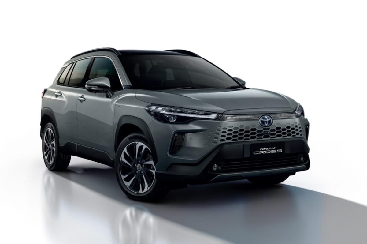 Toyota Corolla Cross ปรับใหม่ ดีไซน์เฉียบแต่ความนิ่งยังเดิม