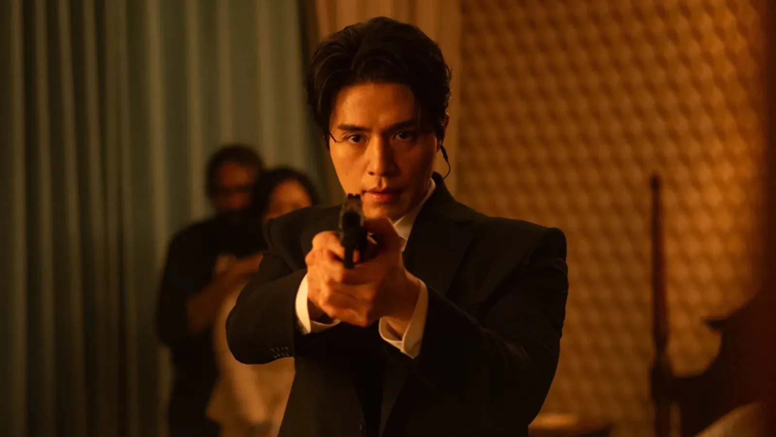 ซีรีส์เกาหลีแอคชั่นมาแรง A Shop For Killers ซีซั่น 2 ทะยานขึ้นอันดับหนึ่ง