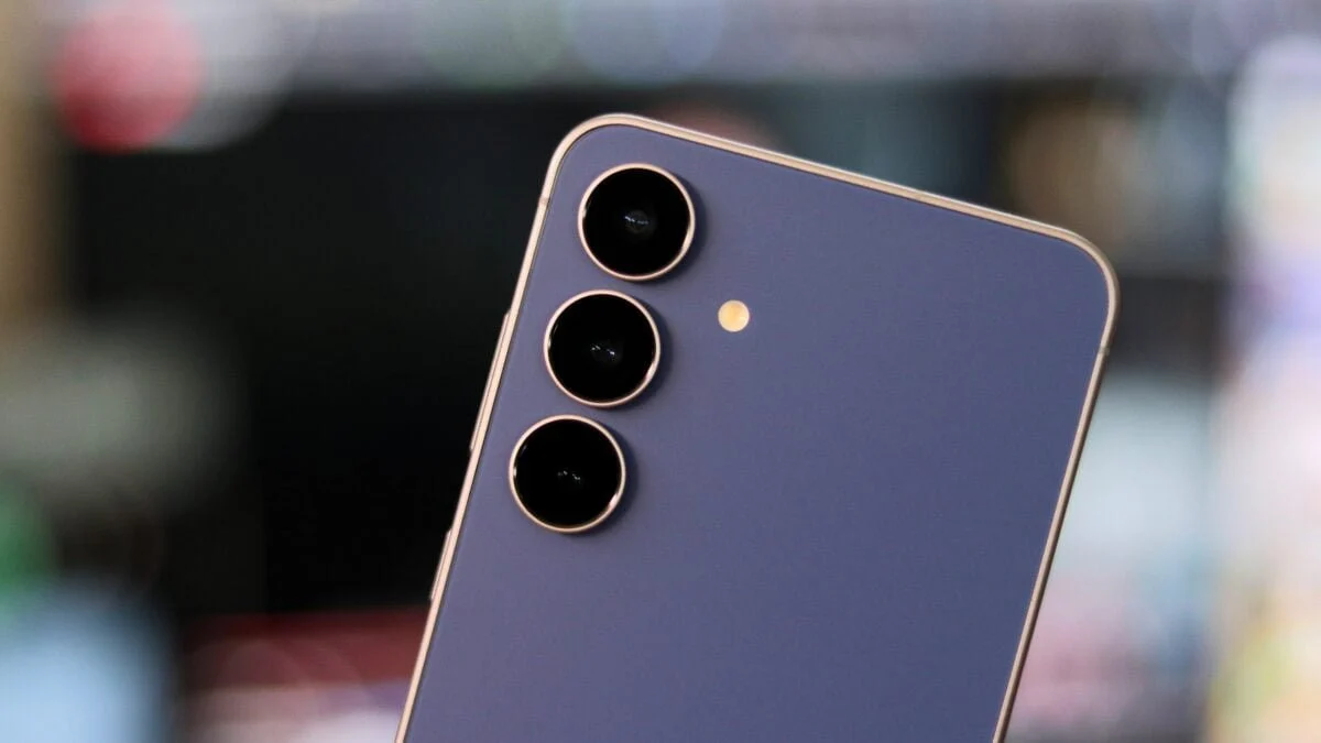 กล้อง 50MP และเทเลโฟโต 3 เท่า: Galaxy S26 FE กำลังเปลี่ยนภาพสมาร์ทโฟนระดับกลาง