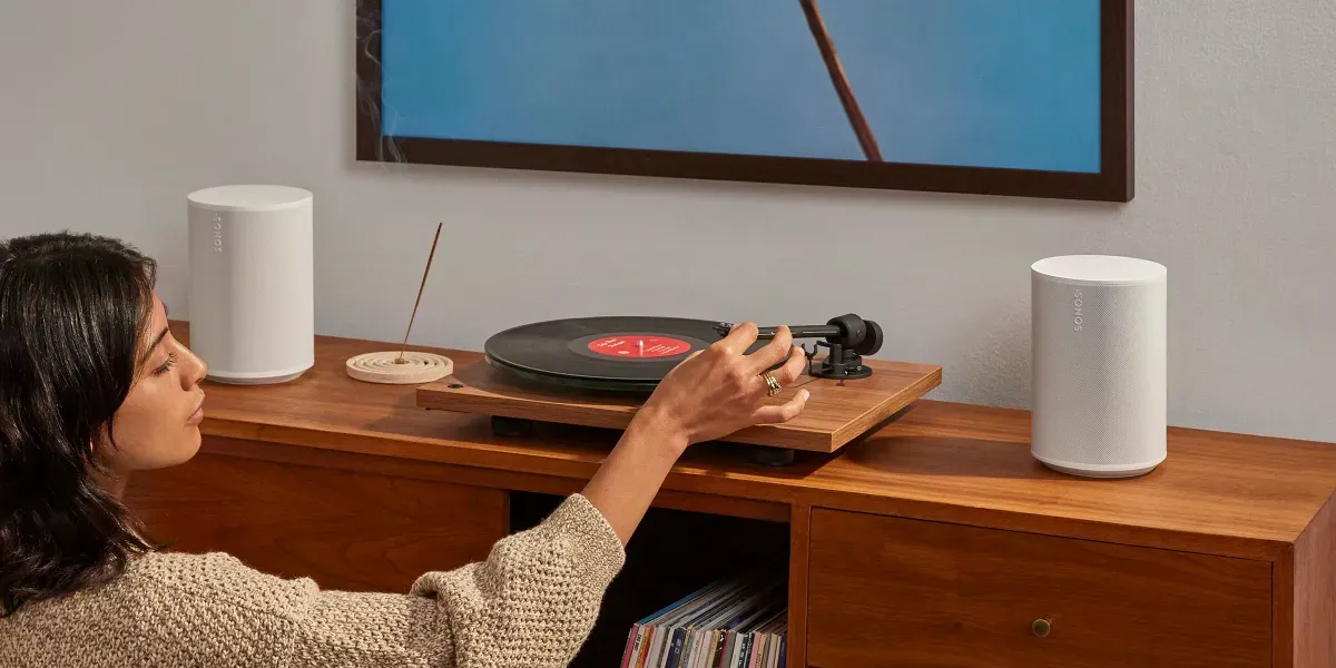 Sonos Era 100 SL ลำโพงไร้สายพรีเมียมที่ตัดไมค์แต่ไม่ตัดคุณภาพเสียง