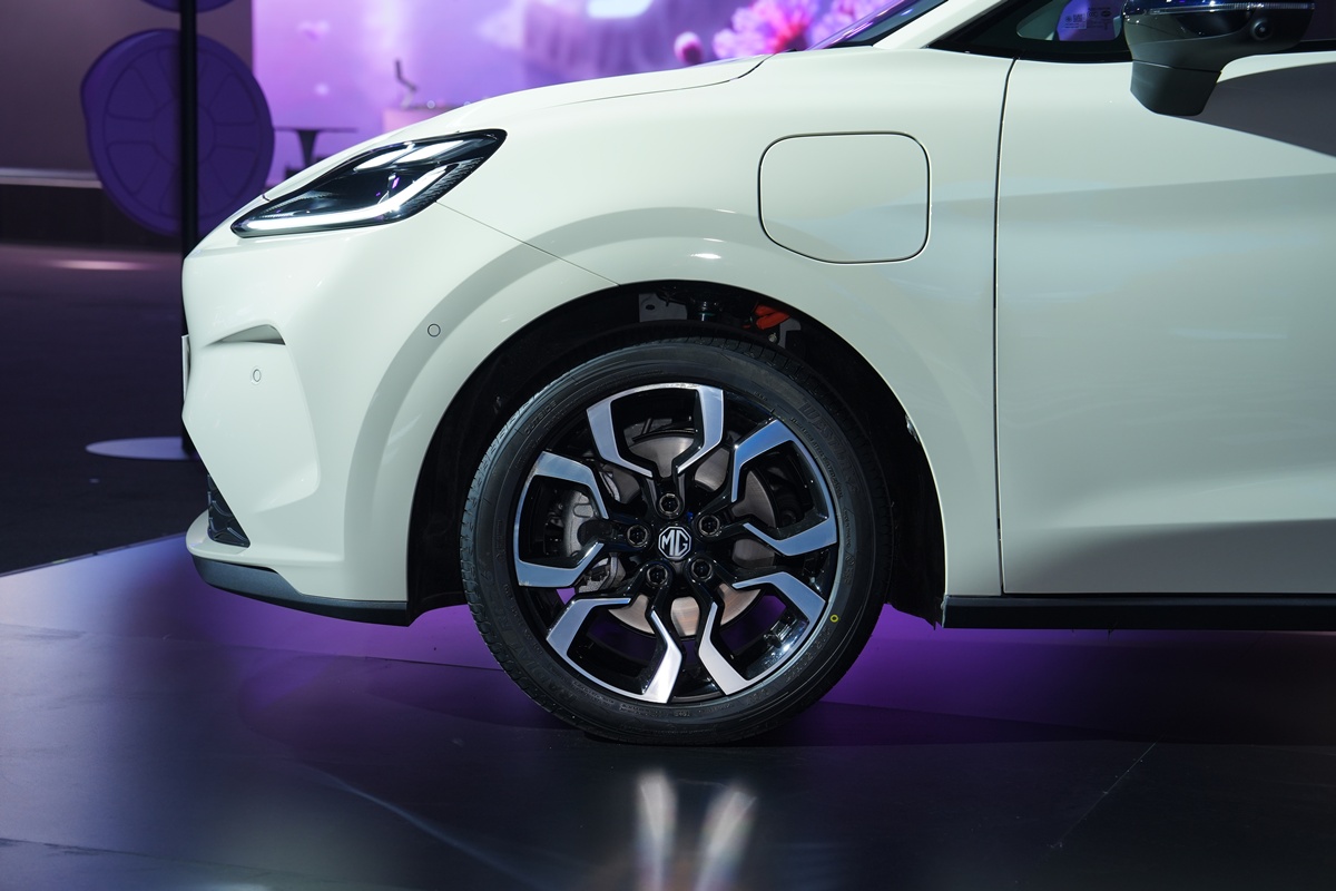 MG Urban ปรับขึ้น 2 หมื่น แต่ยังยึดจุดขายรถไฟฟ้าคอมแพ็กต์ราคาจับต้องได้