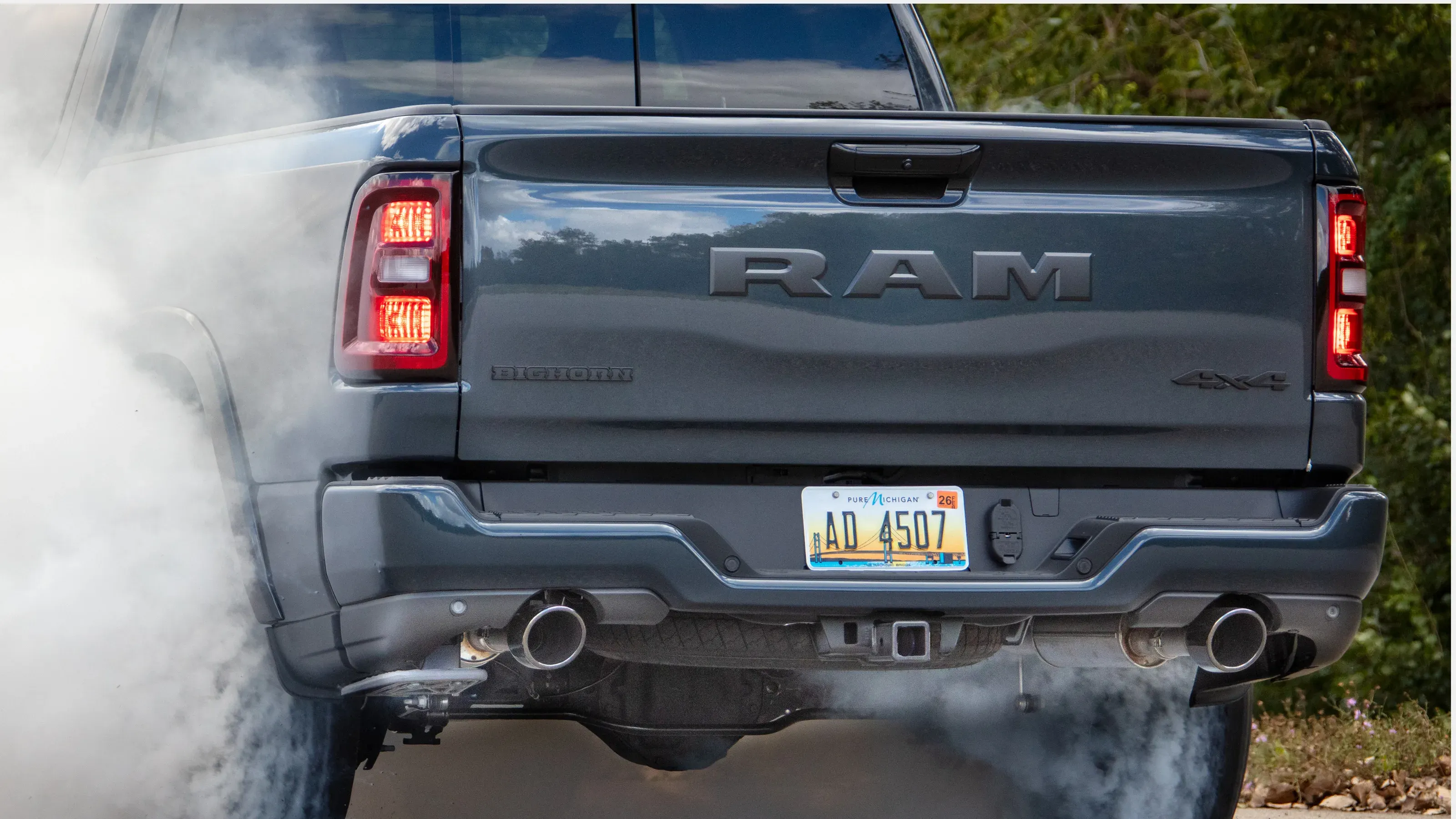 เมื่อเครื่องยนต์ V8 กลับมา: สัญญาณใหม่ของยุครถมัสเคิลและปิกอัปสมรรถนะสูง