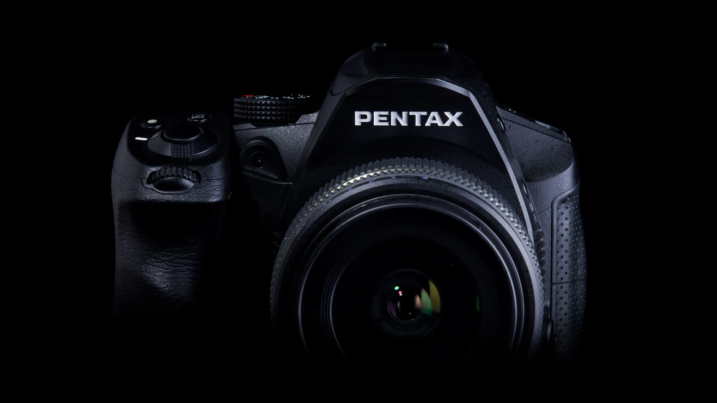 Pentax DSLR ใหม่ต้องกล้าเปลี่ยนเพื่ออยู่รอดในยุคมิเรอร์เลส