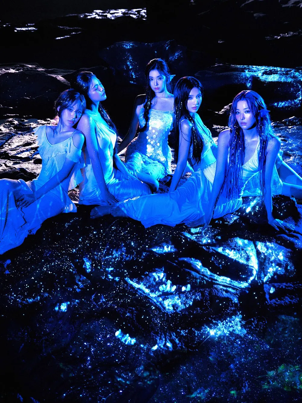 Summer Queen คืนบัลลังก์: Red Velvet Velvet Summer และเงามืดใน Surfin’ Boy