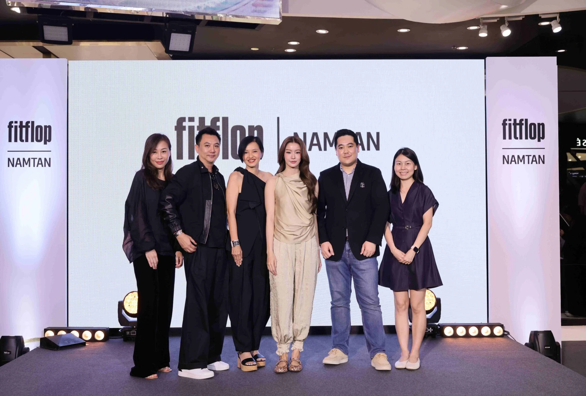 เมื่อรองเท้าสบายต้องขายภาพแฟชั่น: กลยุทธ์แบรนด์แอมบาสเดอร์ของ FitFlop