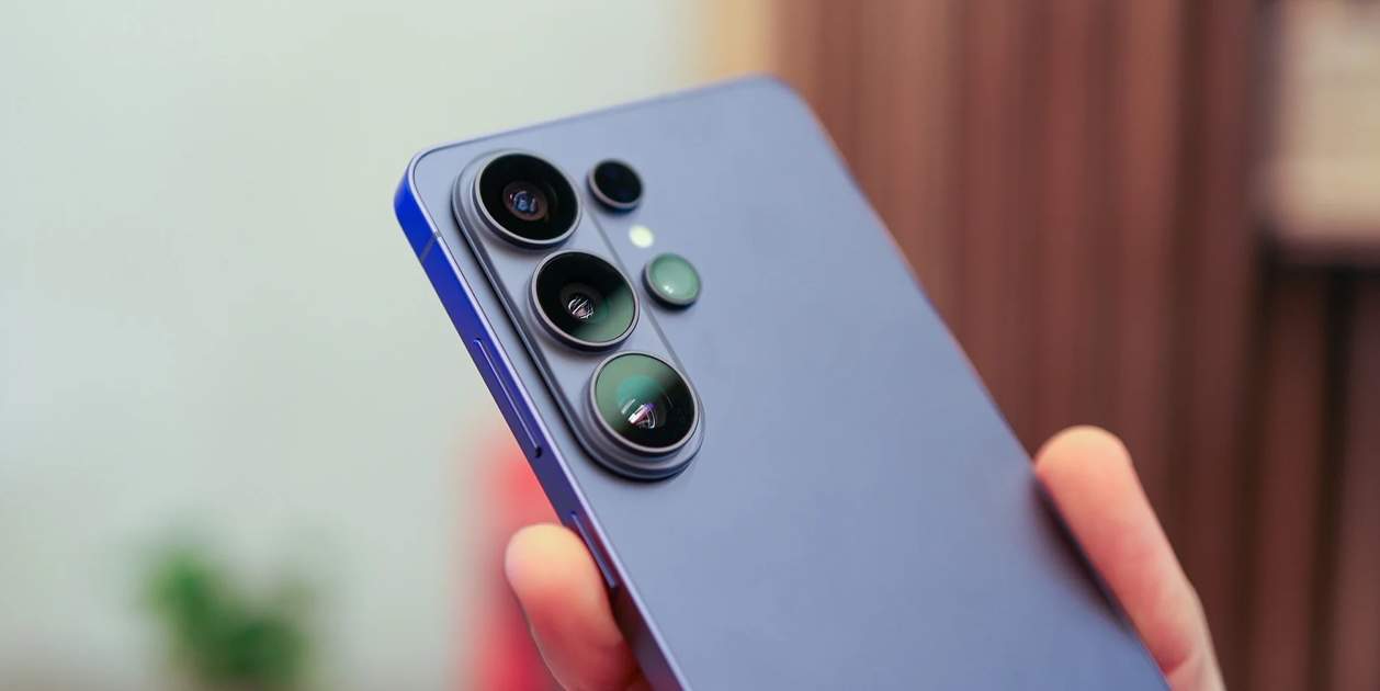 Galaxy S27 Ultra กล้องใหม่ เลนส์บางขึ้นแต่เสียระยะซูมไกล