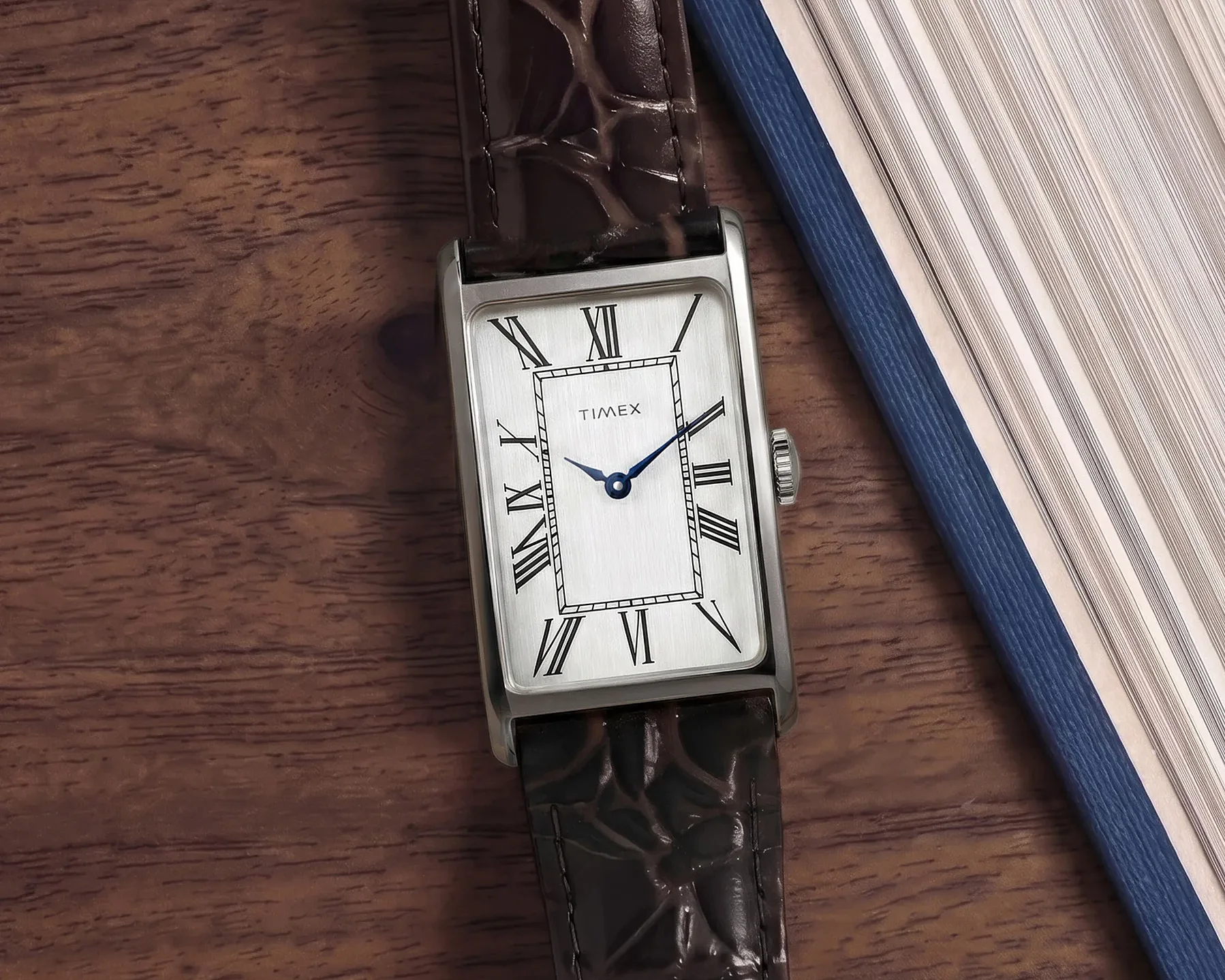 แบรนด์อายุนับศตวรรษกลับมาแรง จาก Wallabee Lite ถึง Timex Lexington
