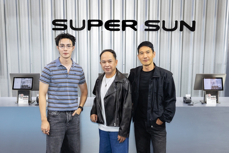 ป๊อปอัพสโตร์แฟชั่นซัมเมอร์ เปลี่ยนห้างสรรพสินค้าให้เป็นสนามทดลองลิมิเต็ดเอดิชัน