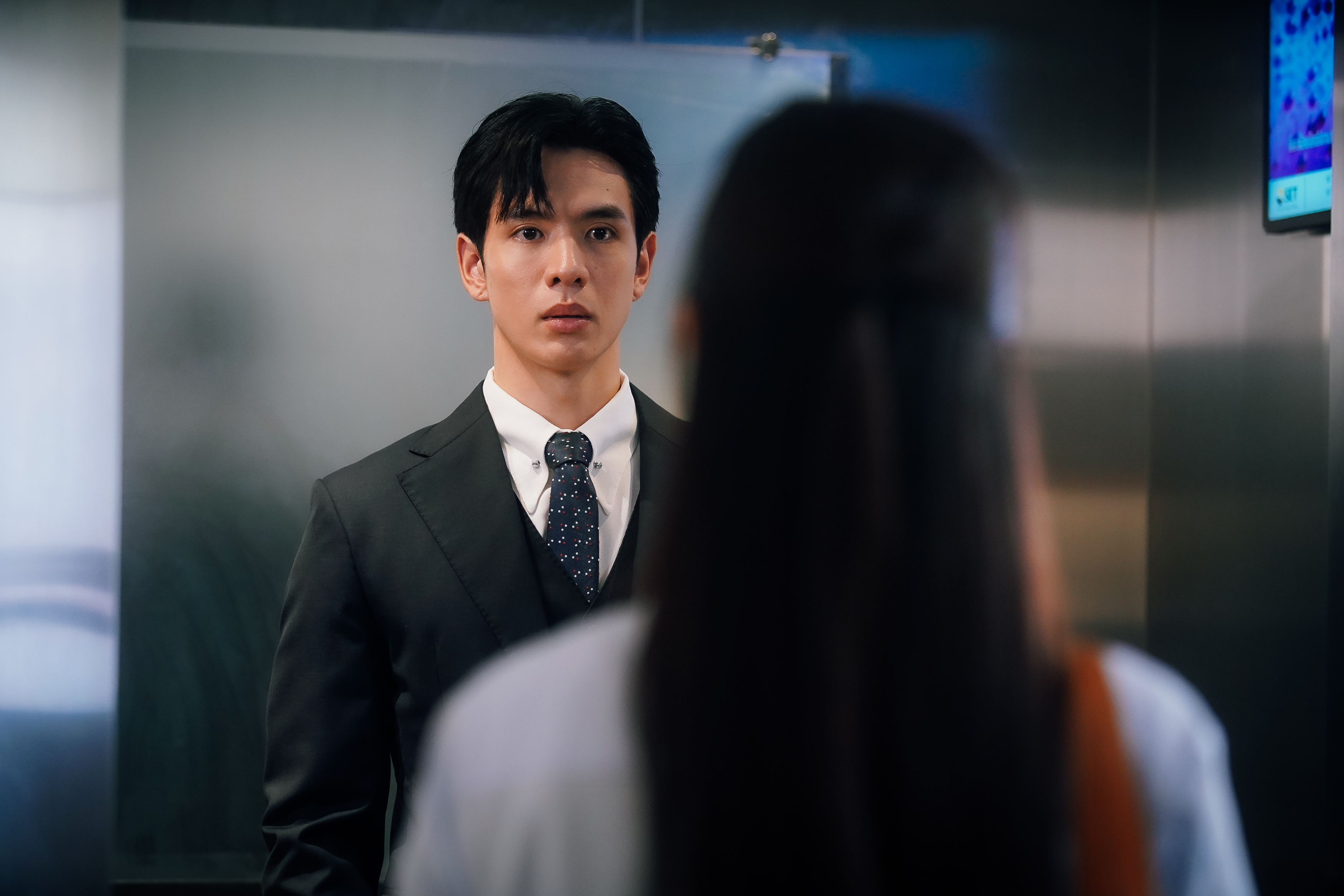 จากหน้าหนังสือสู่จอกระจก: ซีรีส์รักษ์นิยามรักแรกใหม่ผ่านเคมีฟิล์ม-บัว