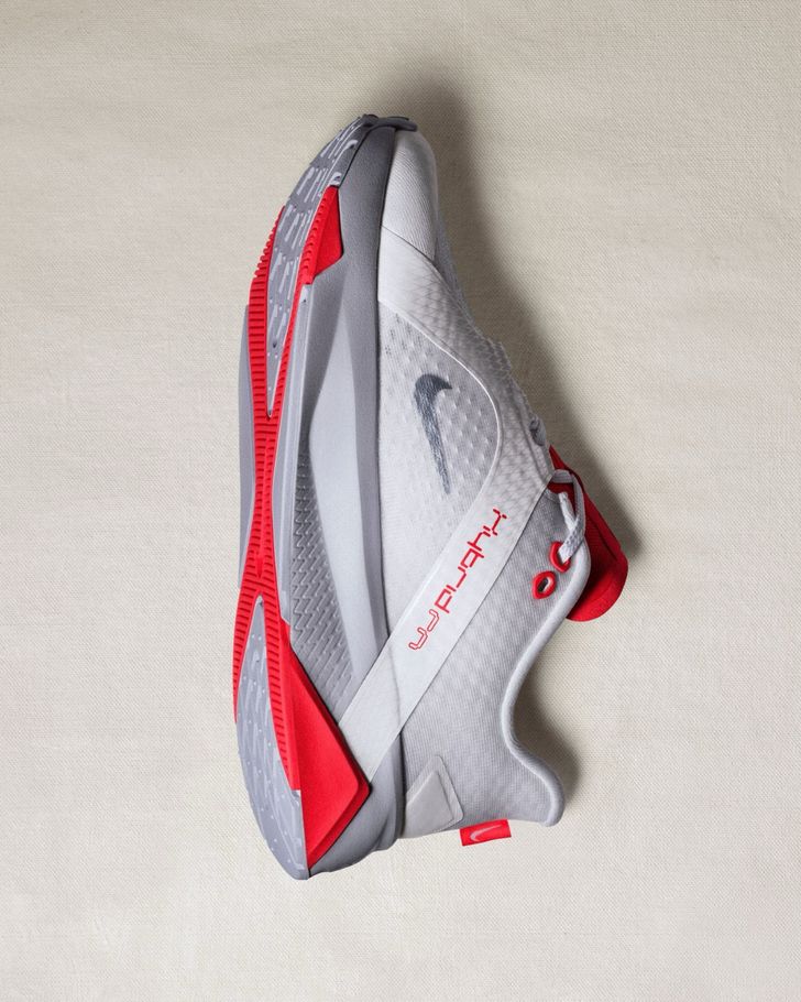 Nike Hybrid ระบบรองเท้าคู่ใหม่สำหรับยุคฝึกซ้อมแบบไฮบริด
