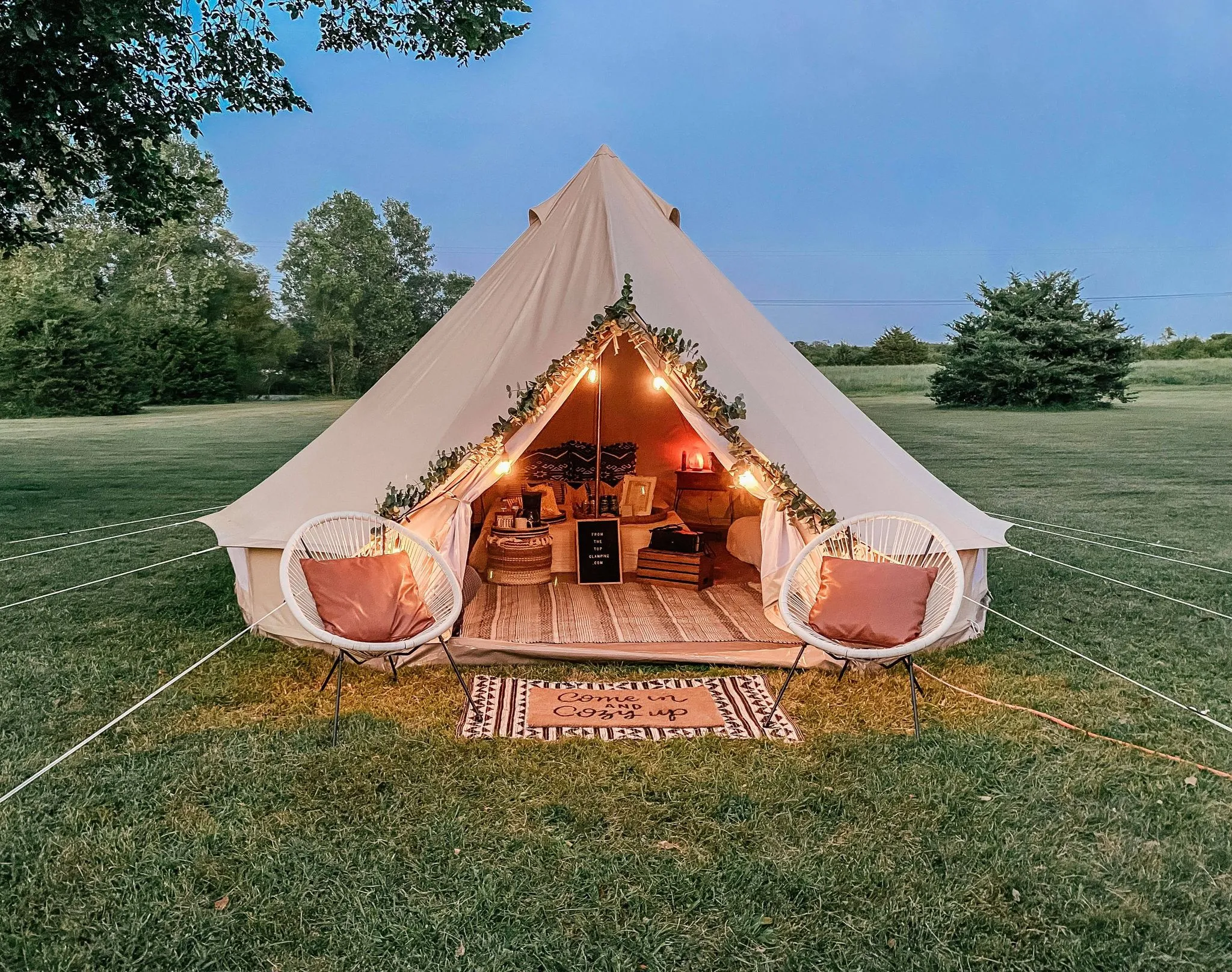 ทำไมแคมป์หรู Glamping กำลังแซงหน้าโรงแรมในใจนักเดินทางรุ่นใหม่