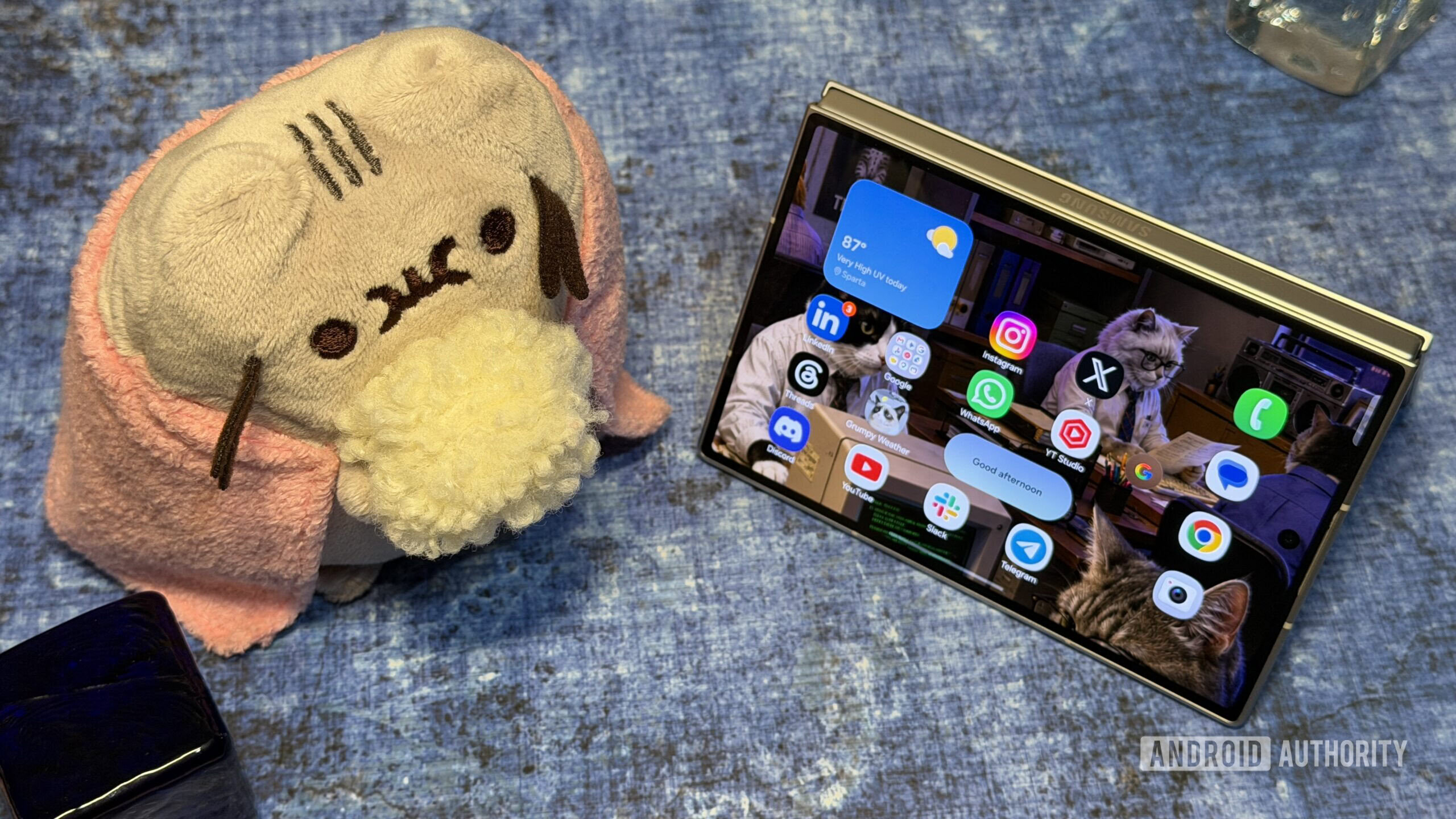 ปลดล็อกพลังสองจอ: 5 การตั้งค่าที่ต้องปรับบน Galaxy Z Fold 8 วันแรก